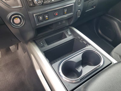 2022 Nissan Titan SV