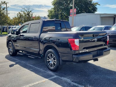 2023 Nissan Titan SV