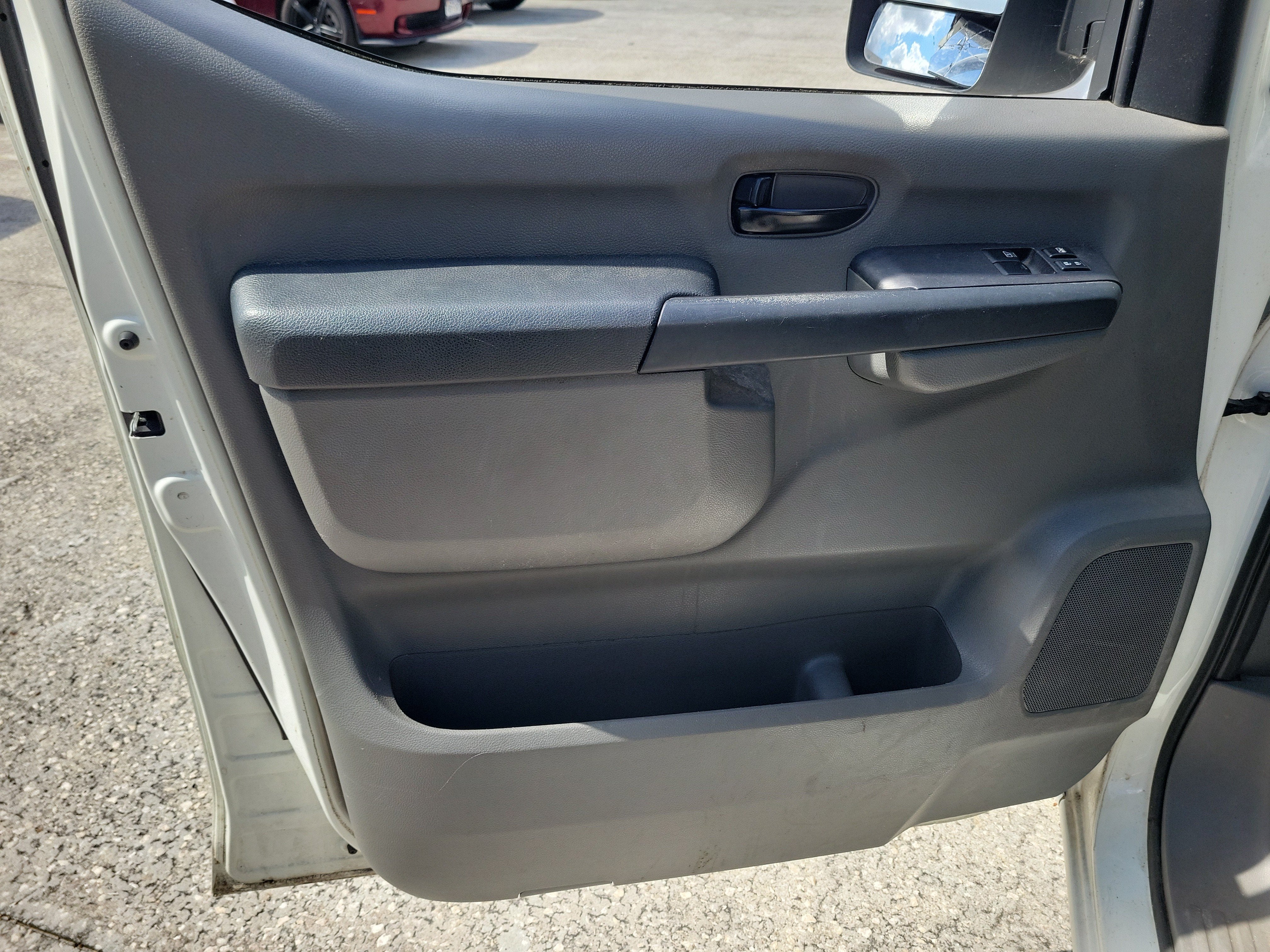 2017 Nissan NV Cargo SV