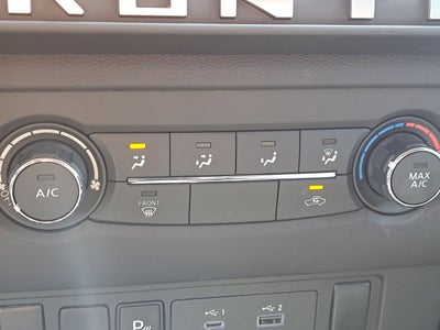 2025 Nissan Frontier SV