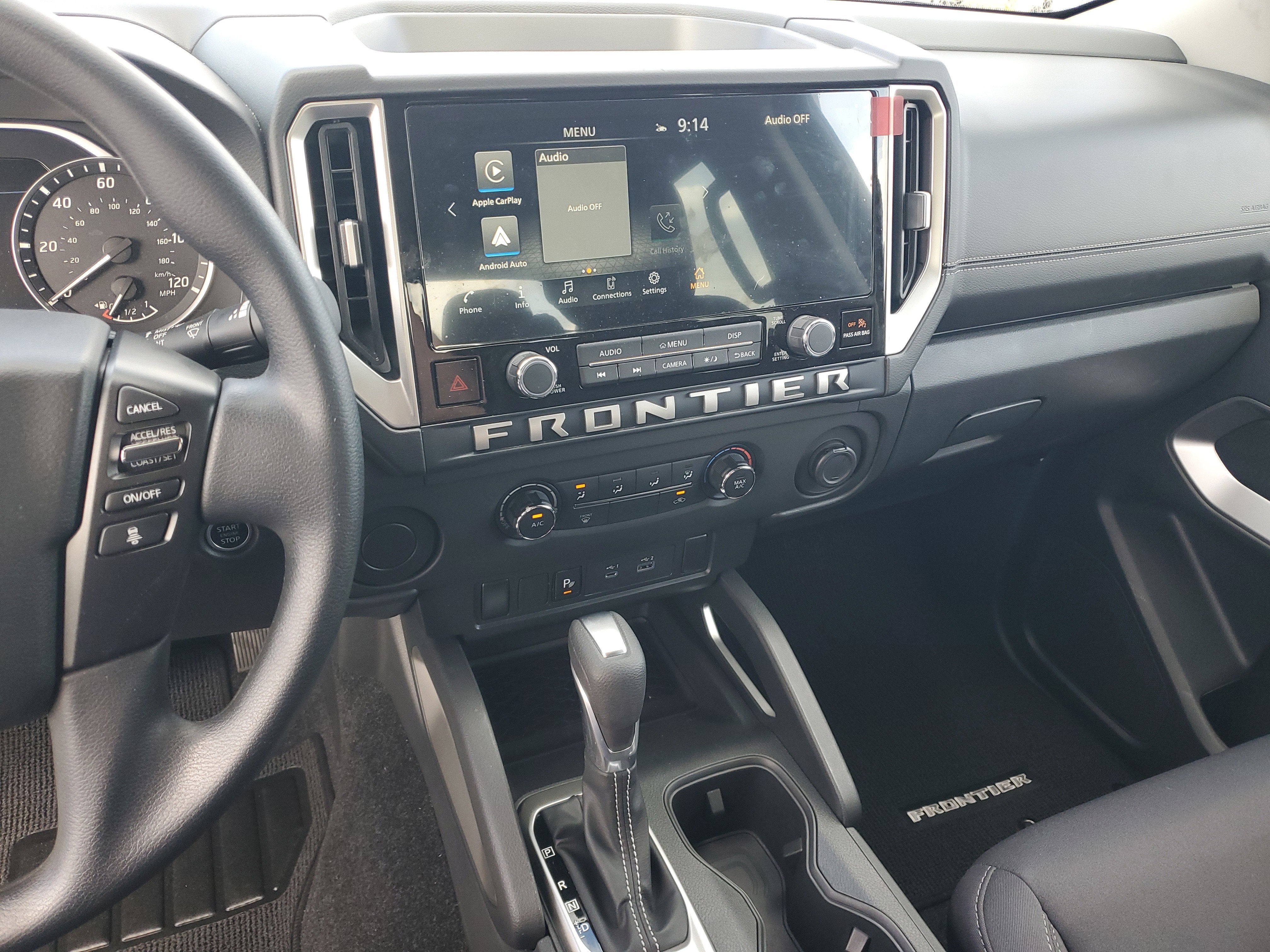 2025 Nissan Frontier SV