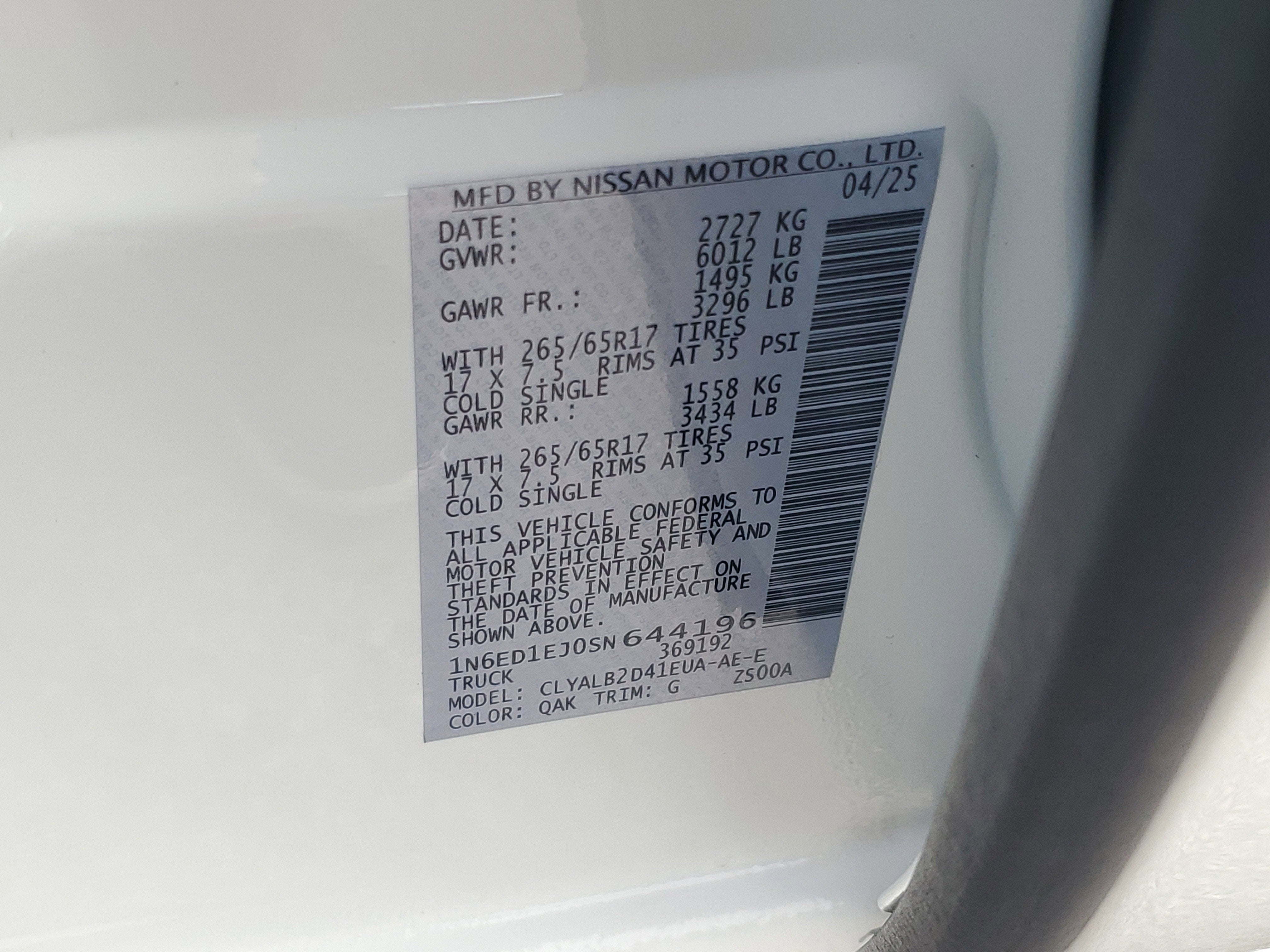 2025 Nissan Frontier SV