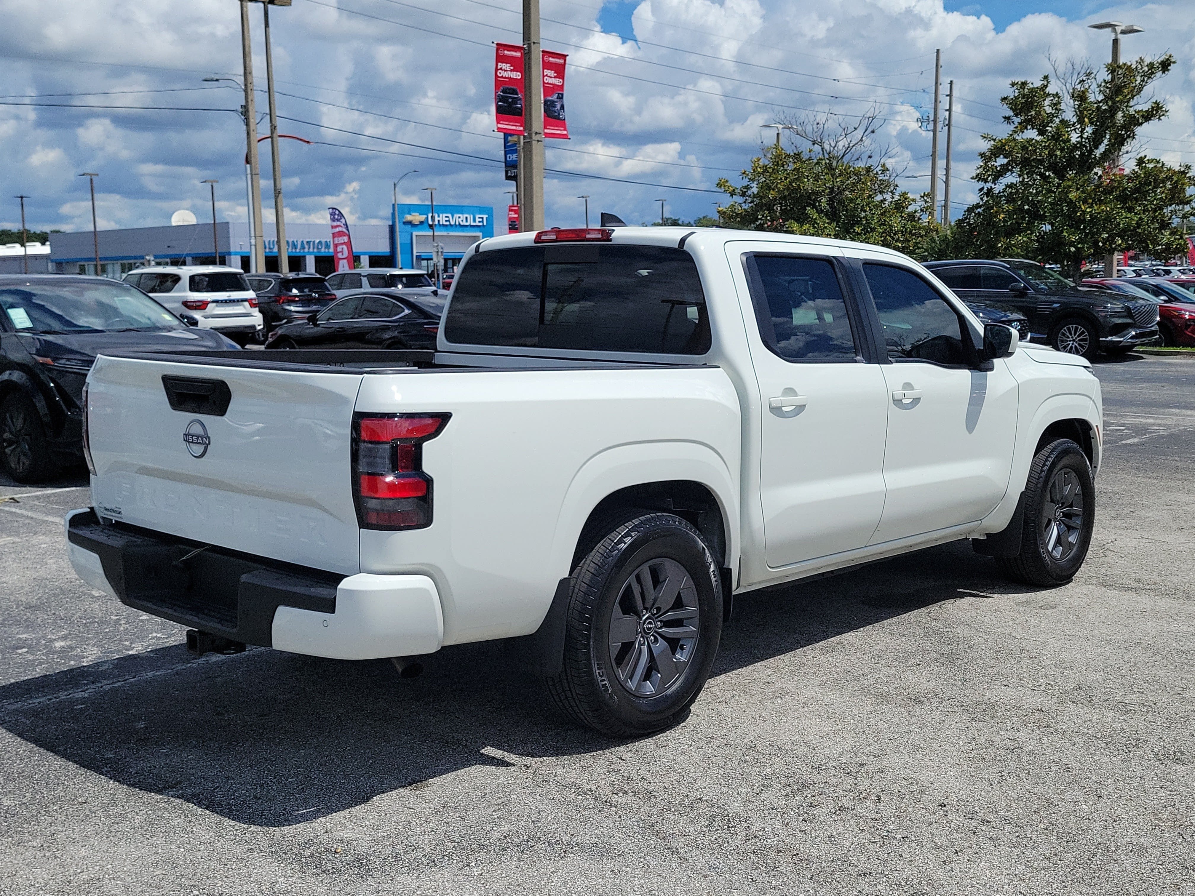 2025 Nissan Frontier SV
