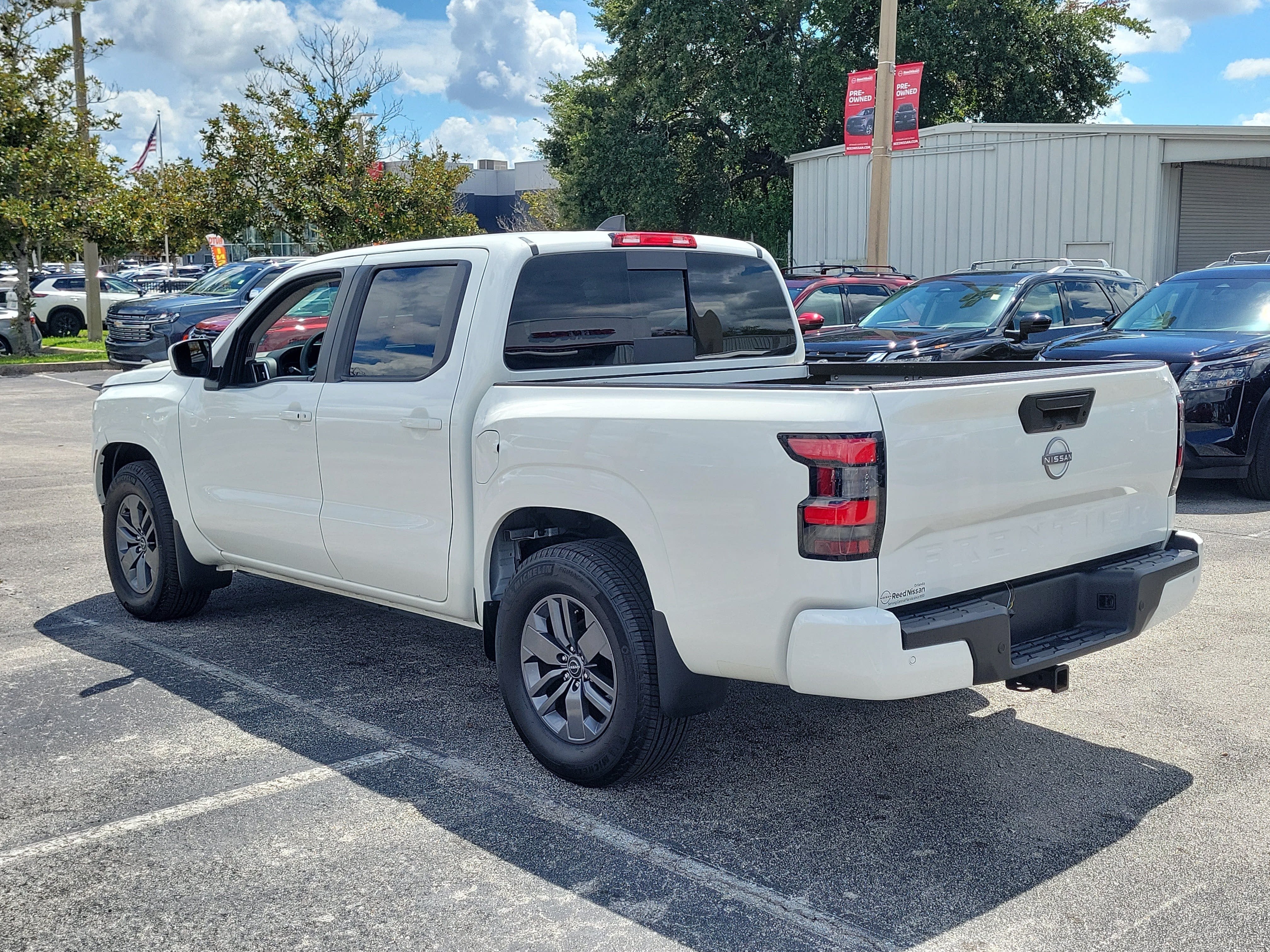 2025 Nissan Frontier SV