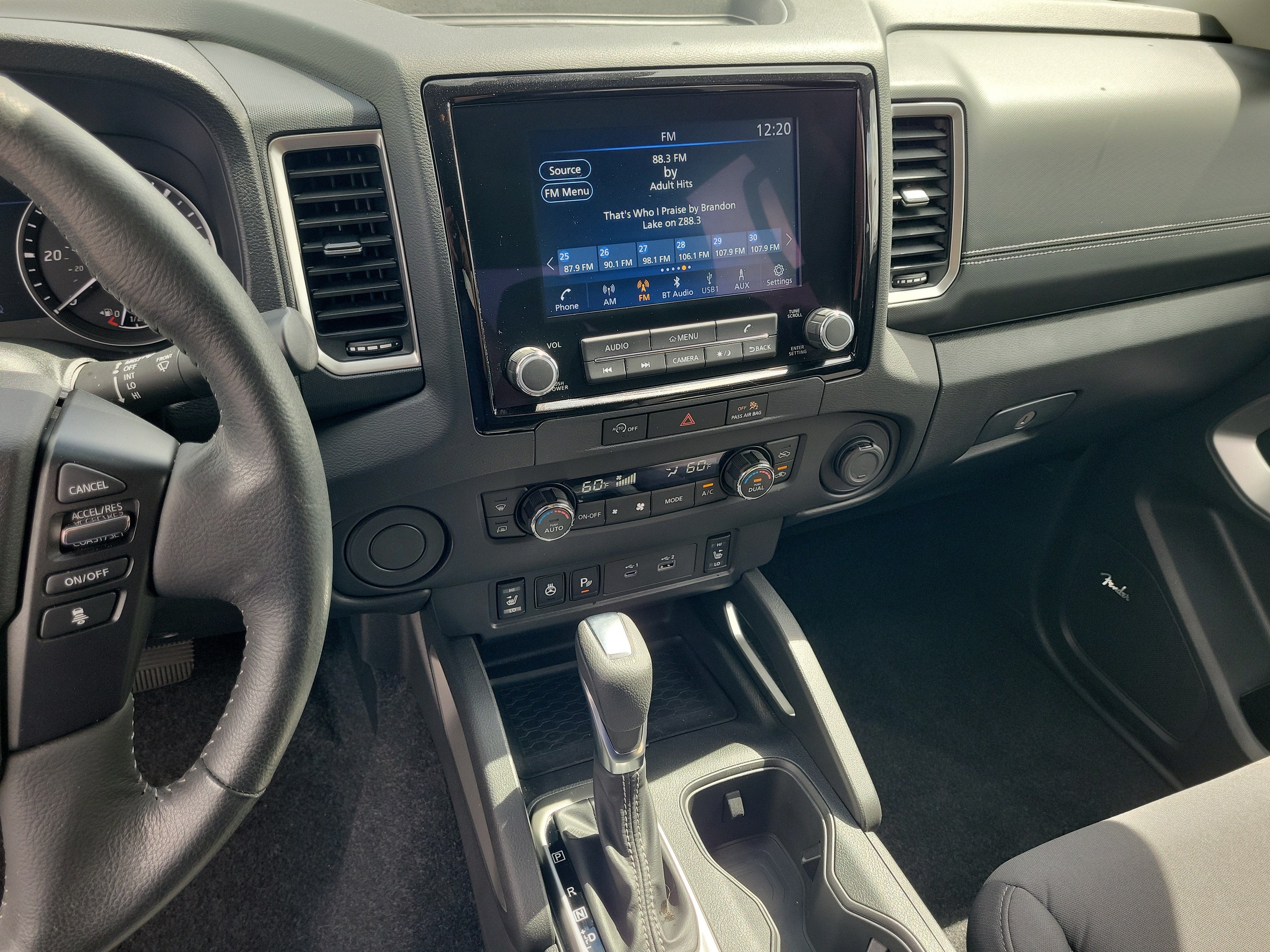 2024 Nissan Frontier SV