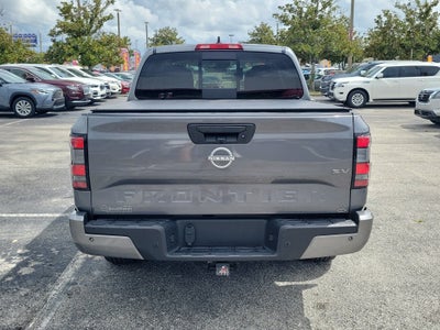 2024 Nissan Frontier SV