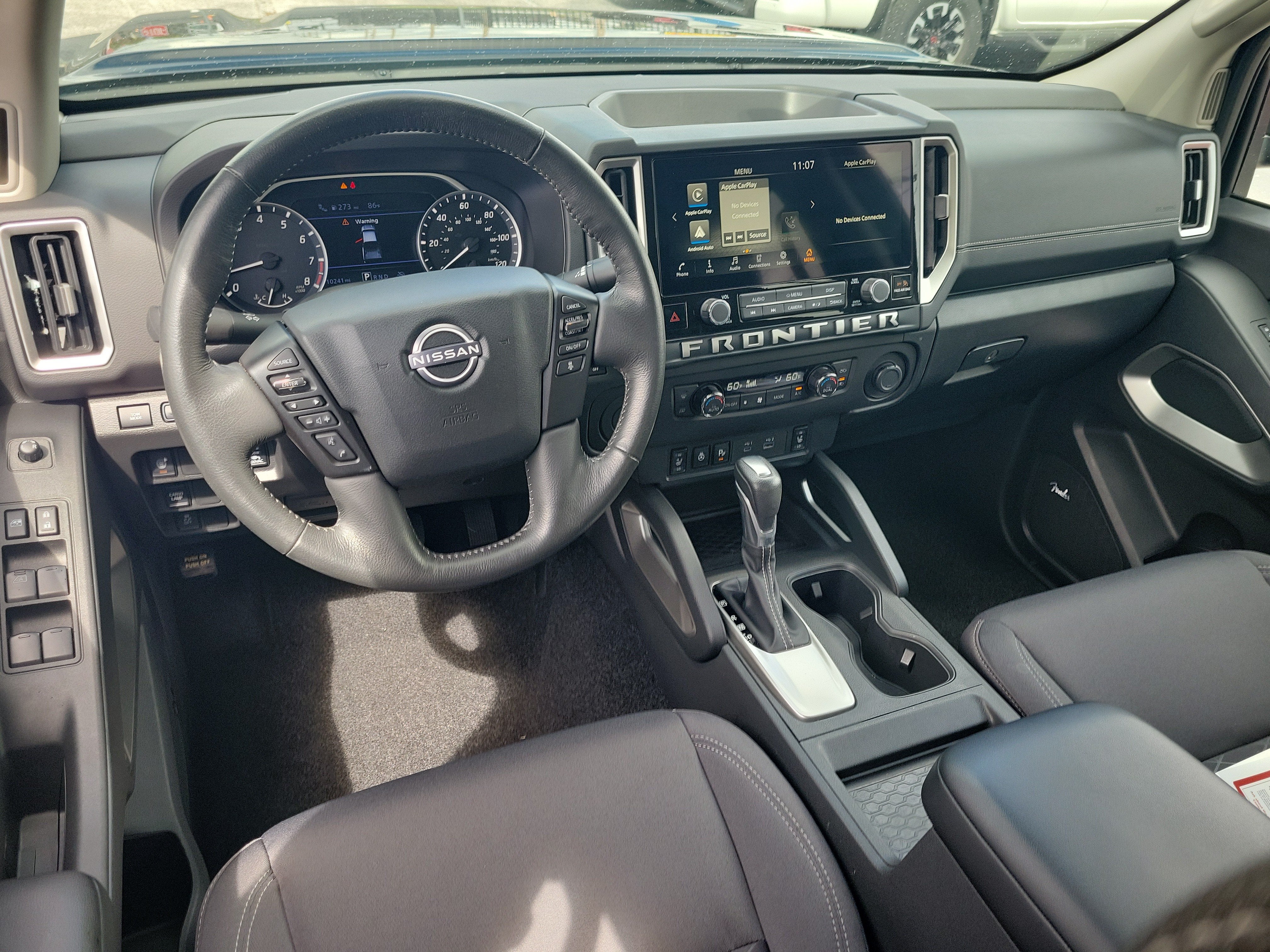 2025 Nissan Frontier SV