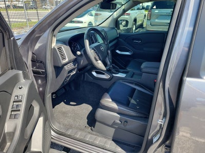 2024 Nissan Frontier SL
