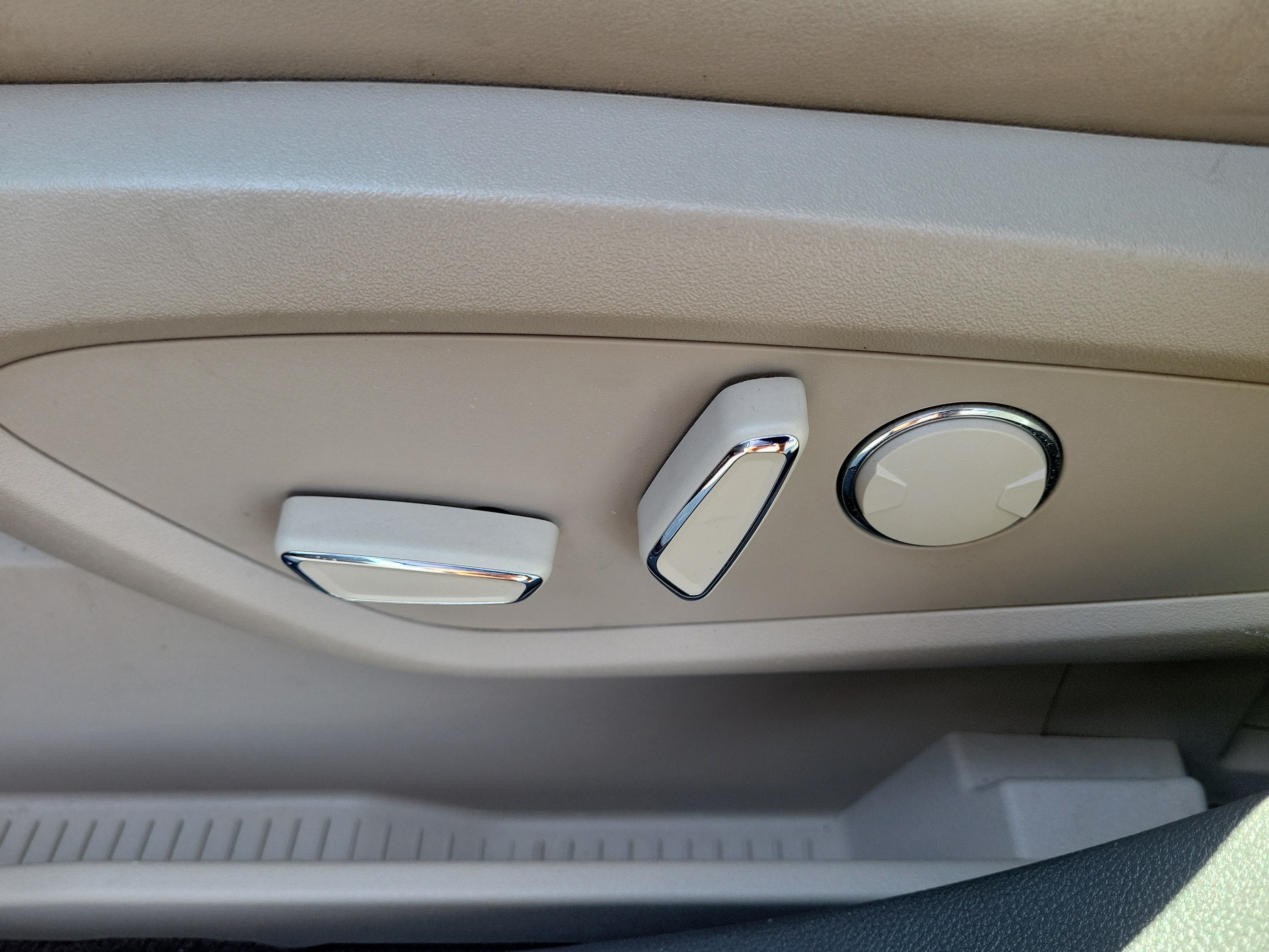 2021 Lincoln Nautilus Standard