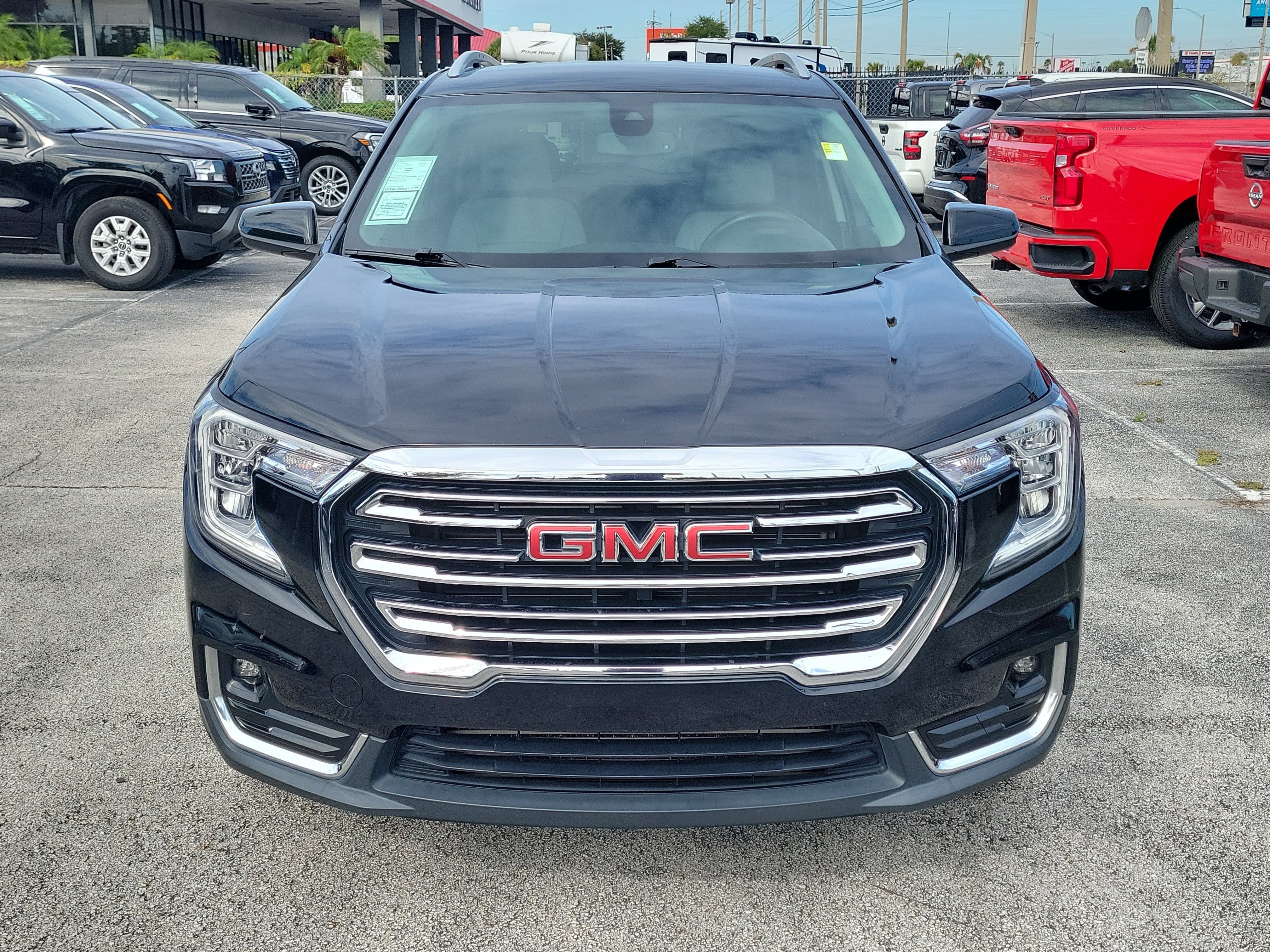 2023 GMC Terrain SLT