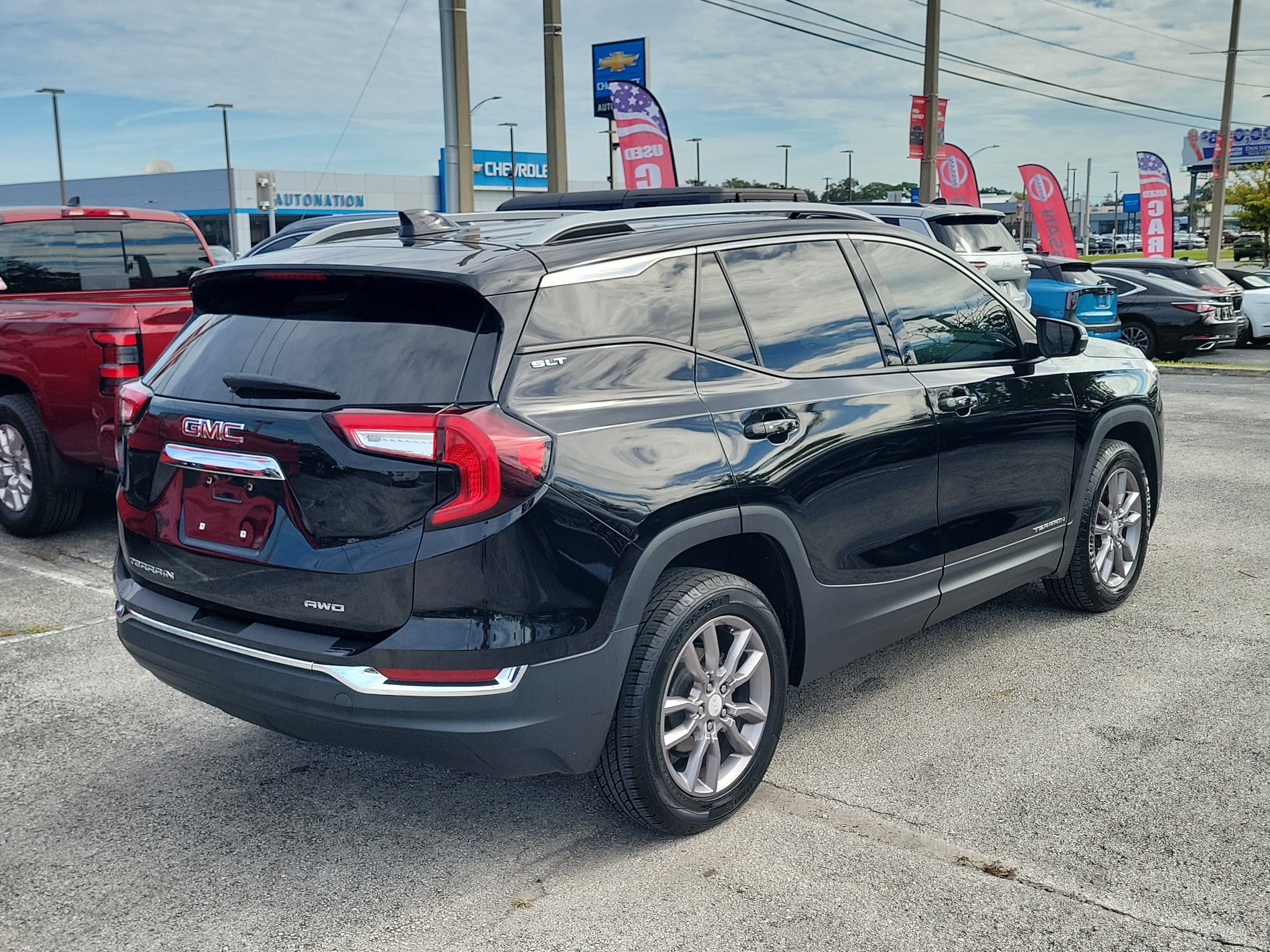 2023 GMC Terrain SLT