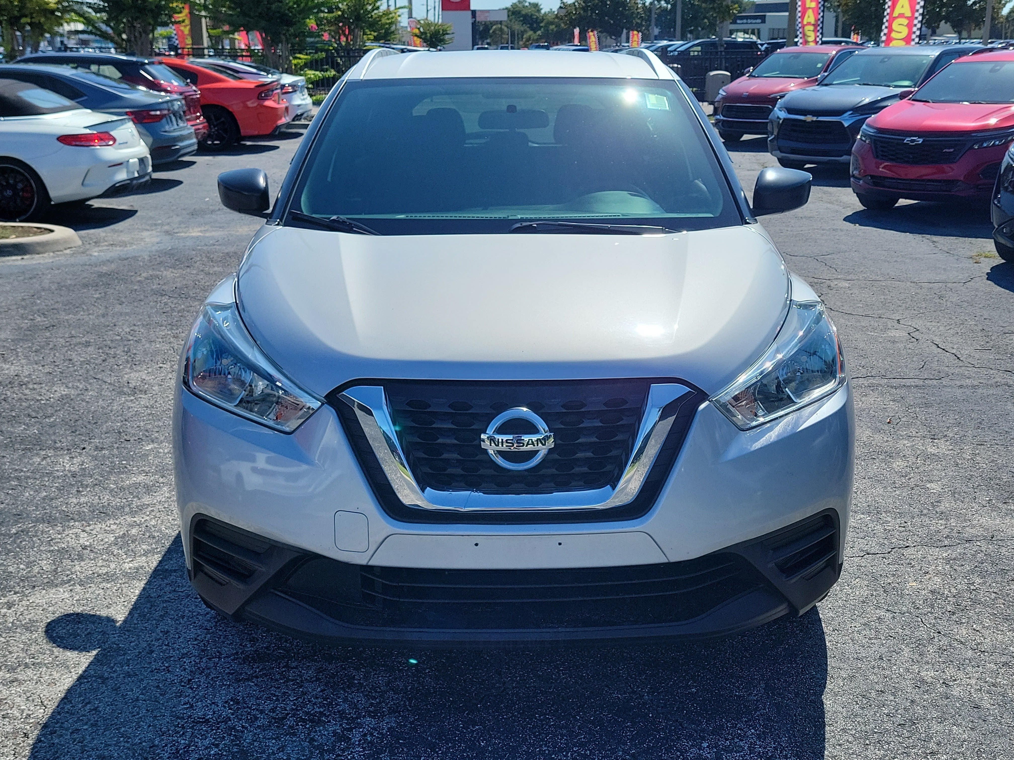 2019 Nissan Kicks S