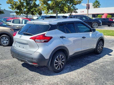 2019 Nissan Kicks S