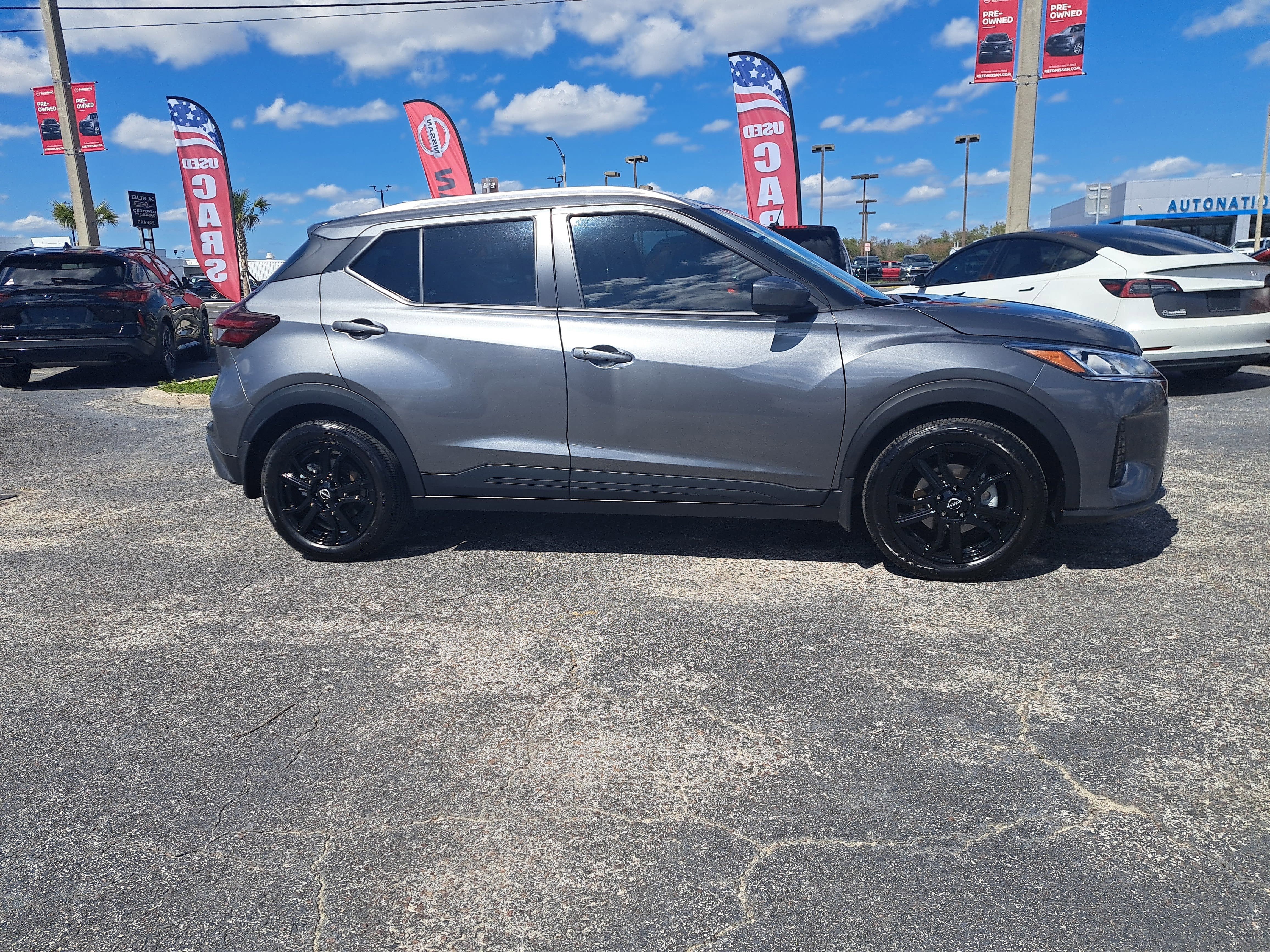 2023 Nissan Kicks SV