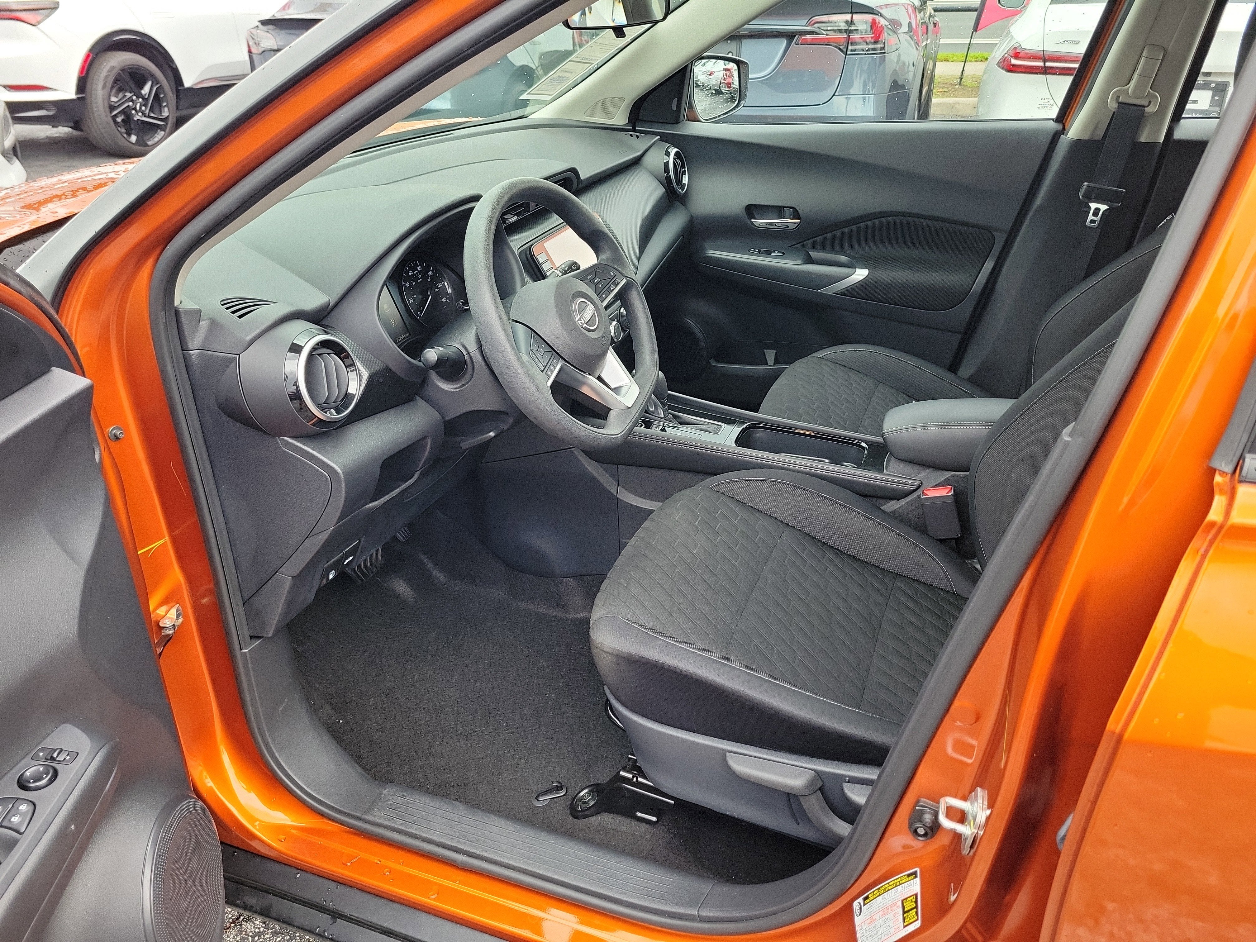 2023 Nissan Kicks SV