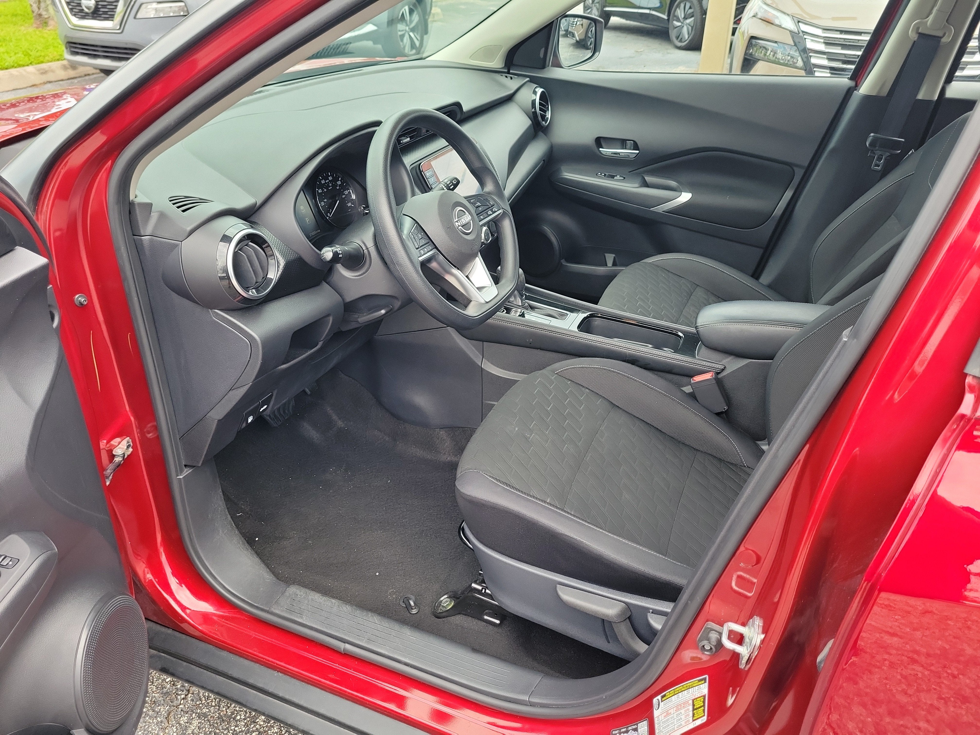 2023 Nissan Kicks SV