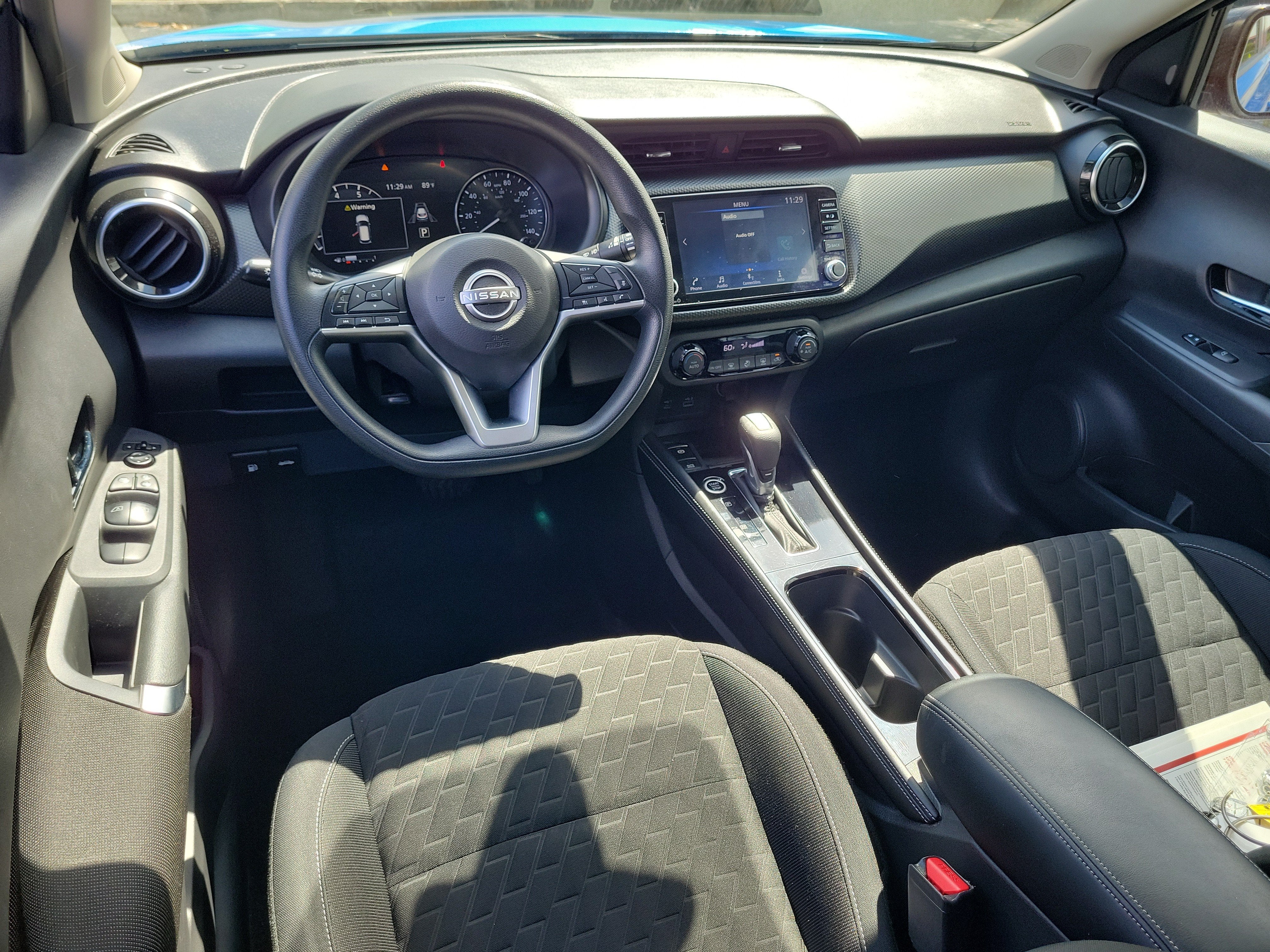 2022 Nissan Kicks SV