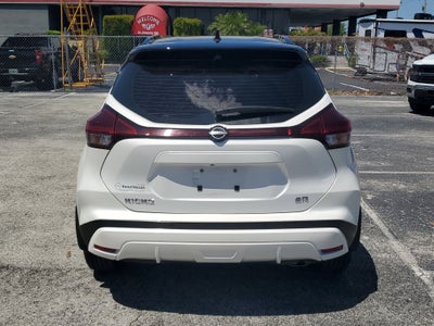 2024 Nissan Kicks SR