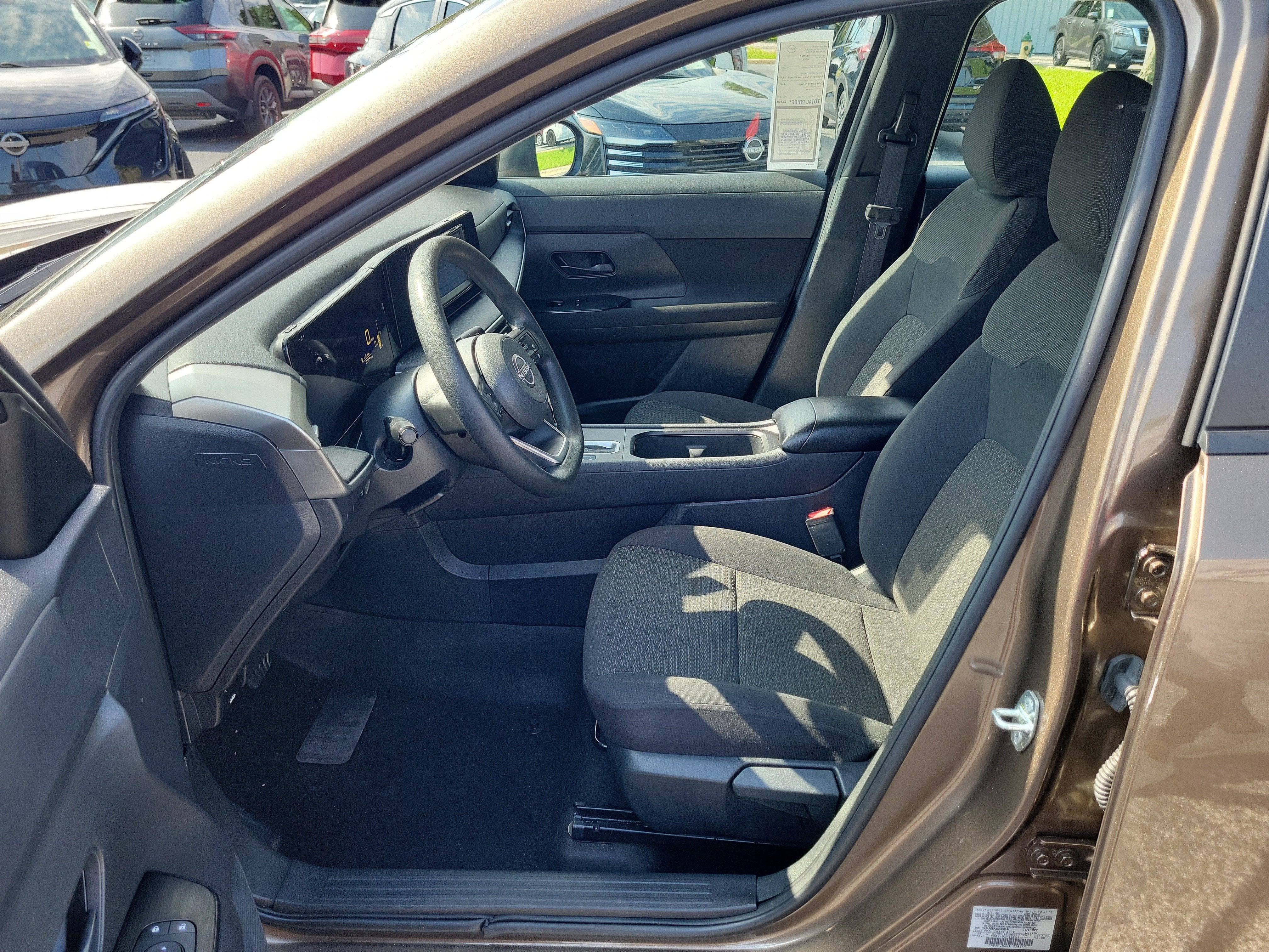2025 Nissan Kicks S