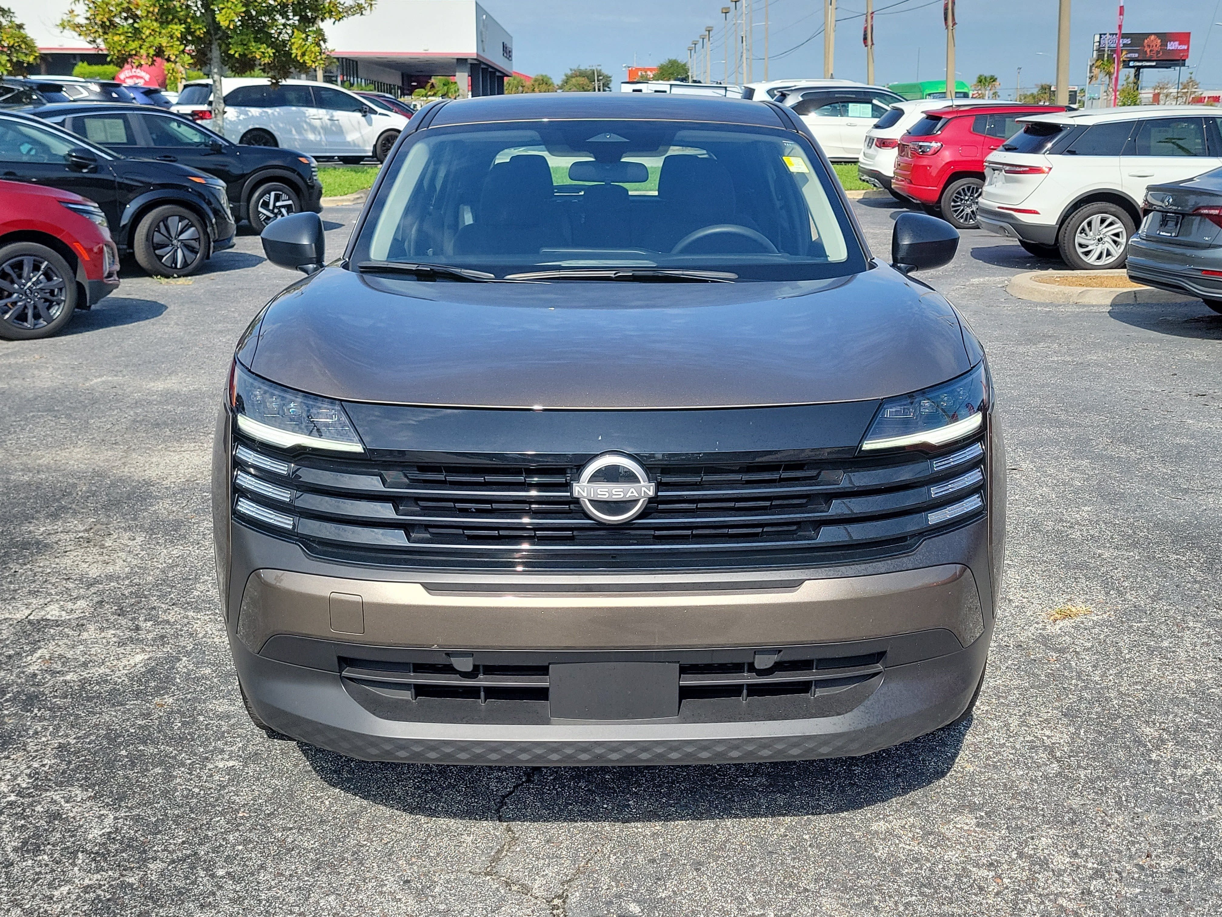 2025 Nissan Kicks S