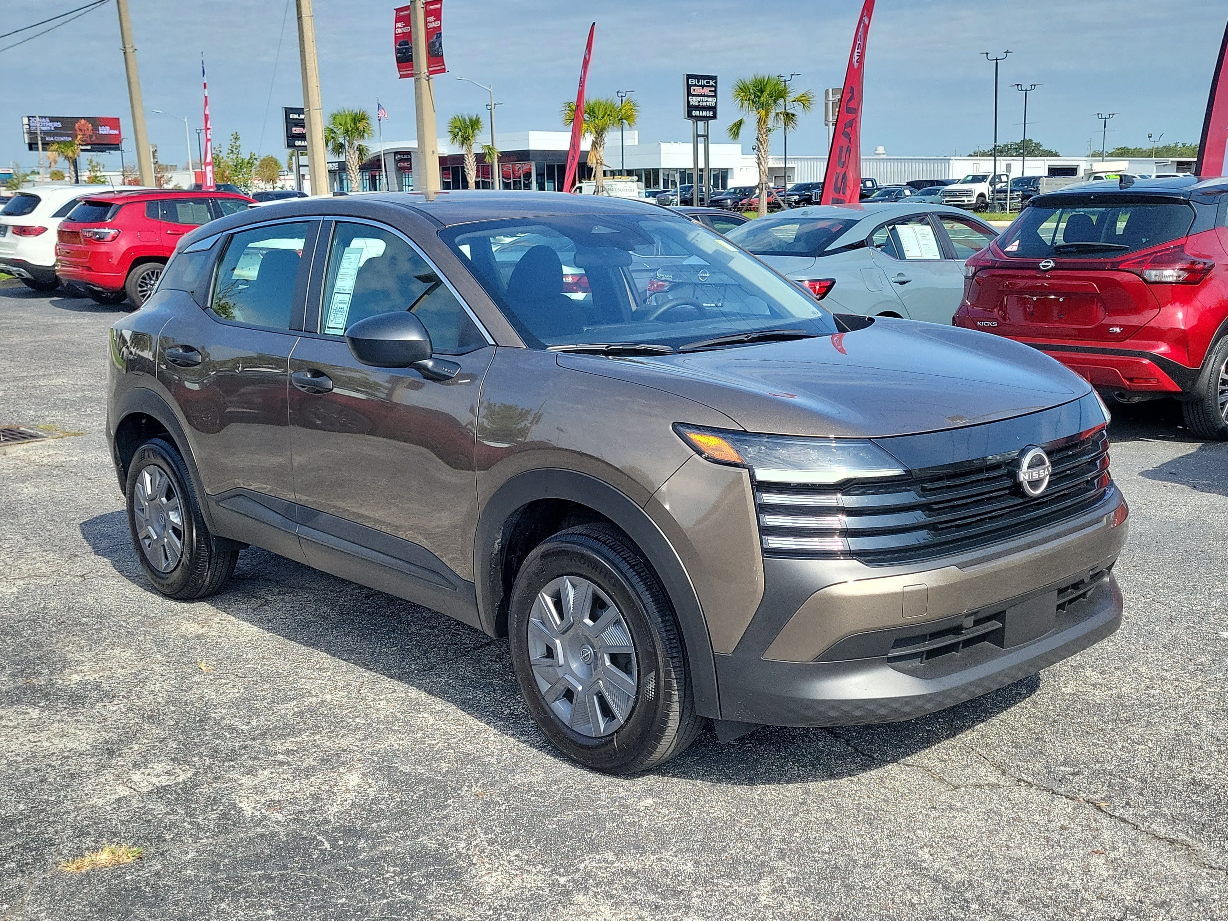 2025 Nissan Kicks S
