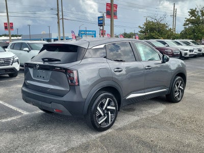 2025 Nissan Kicks SV
