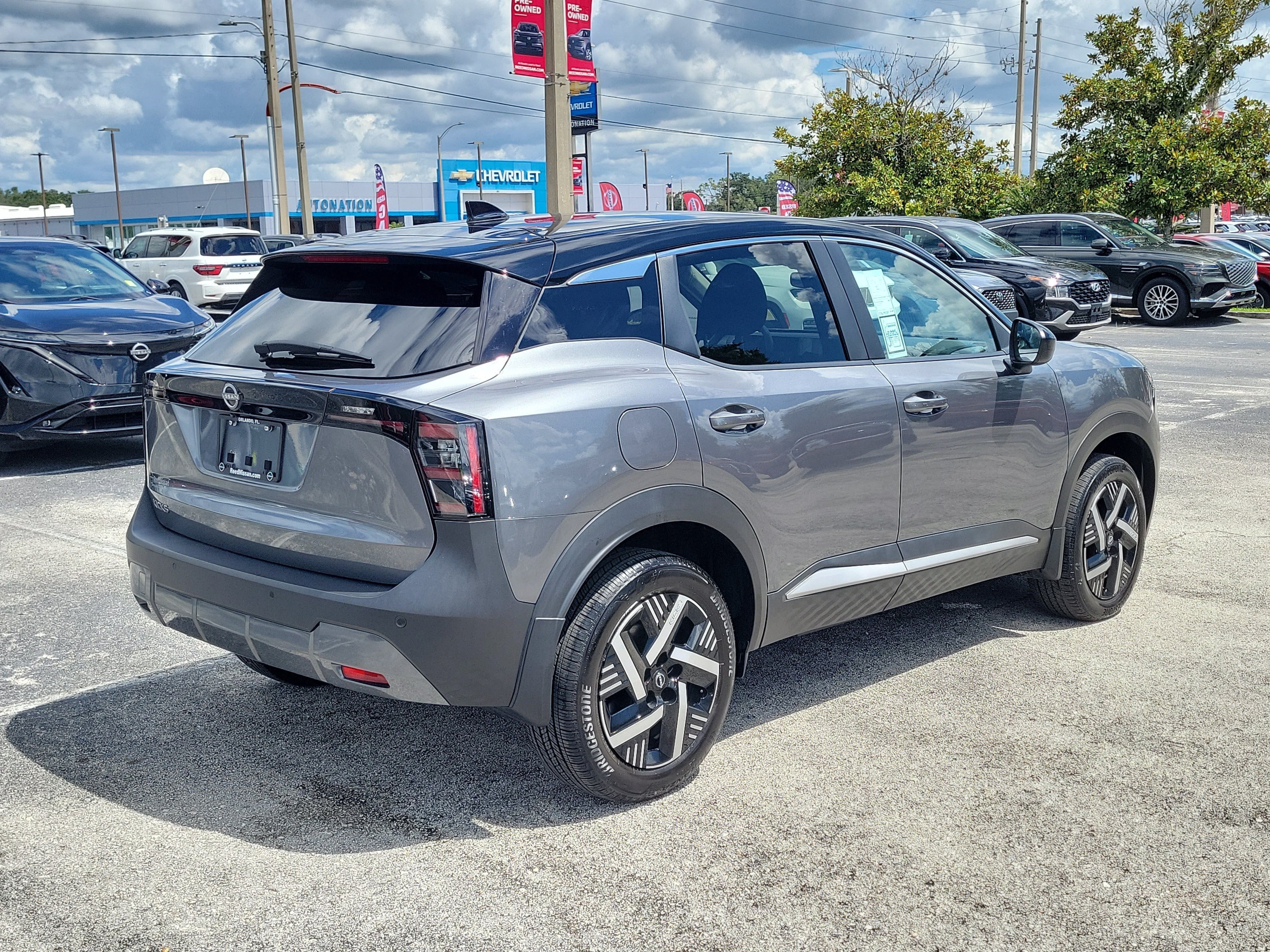2025 Nissan Kicks SV