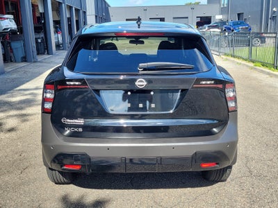 2025 Nissan Kicks SV