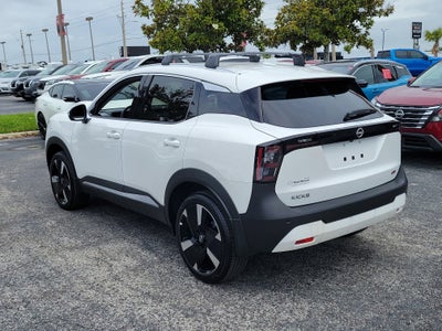 2025 Nissan Kicks SR