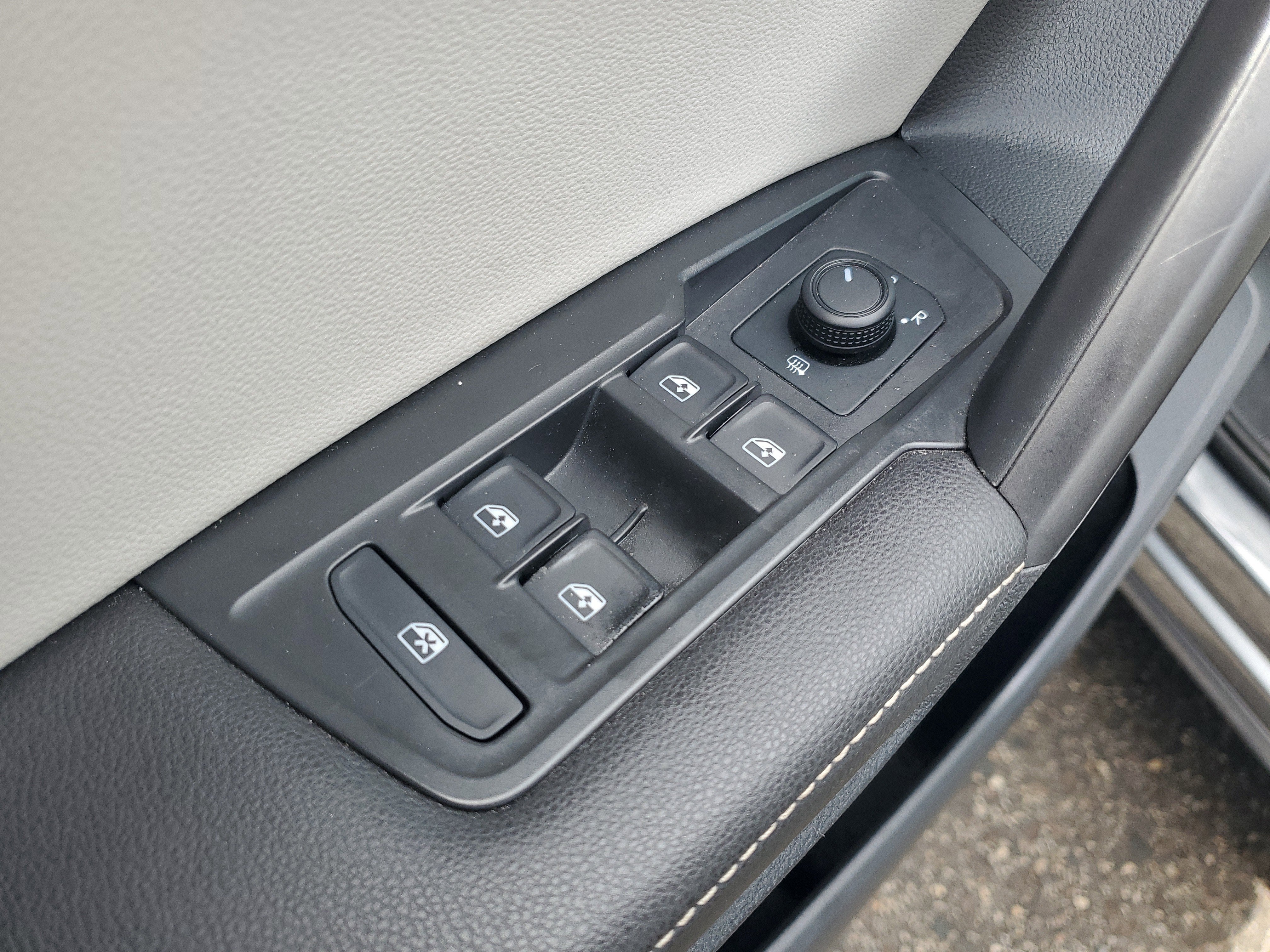 2022 Volkswagen Tiguan S
