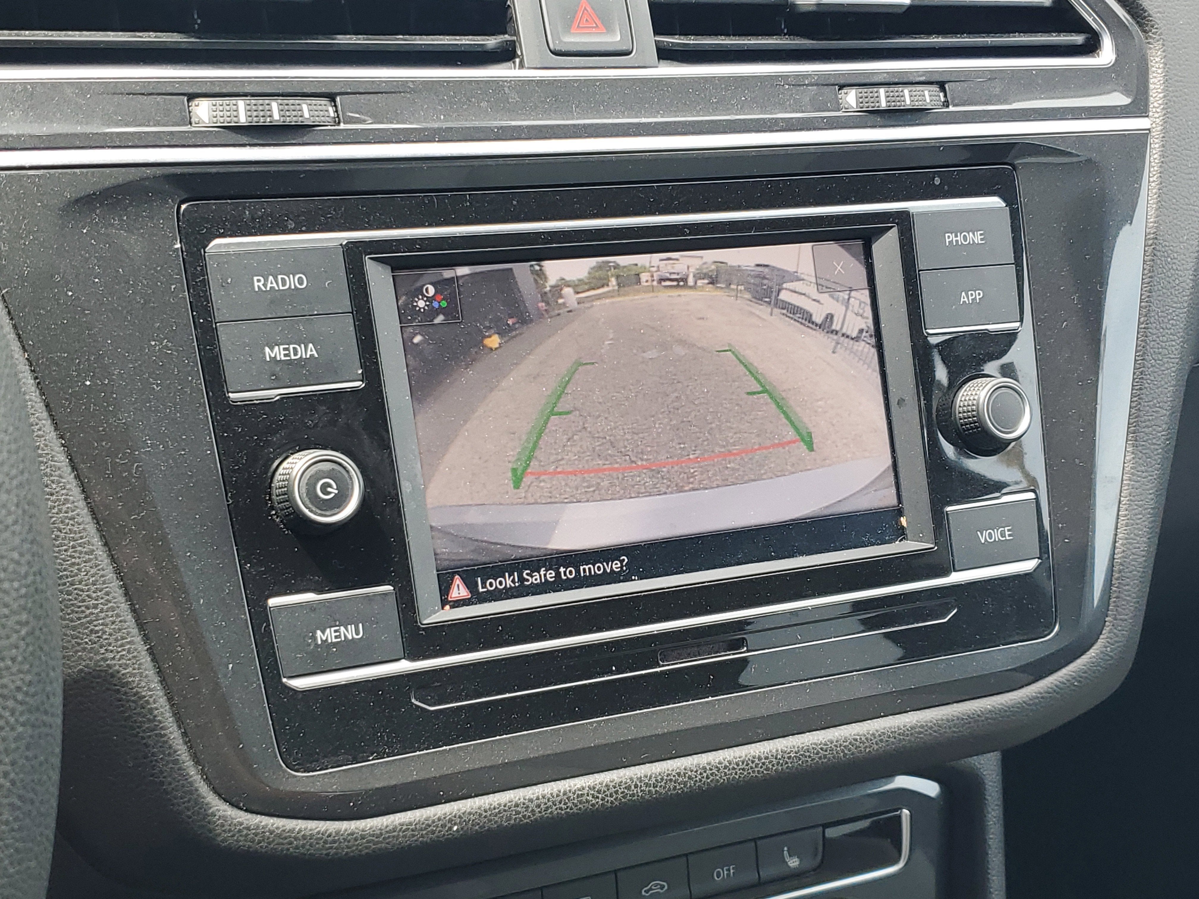 2022 Volkswagen Tiguan S
