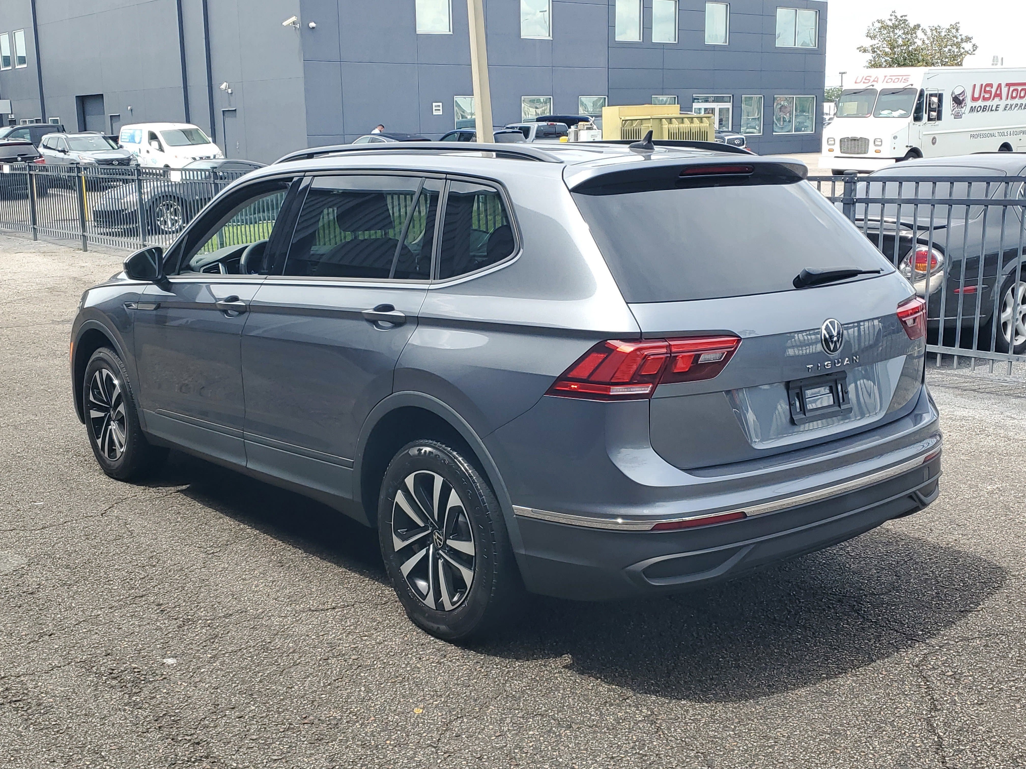 2022 Volkswagen Tiguan S