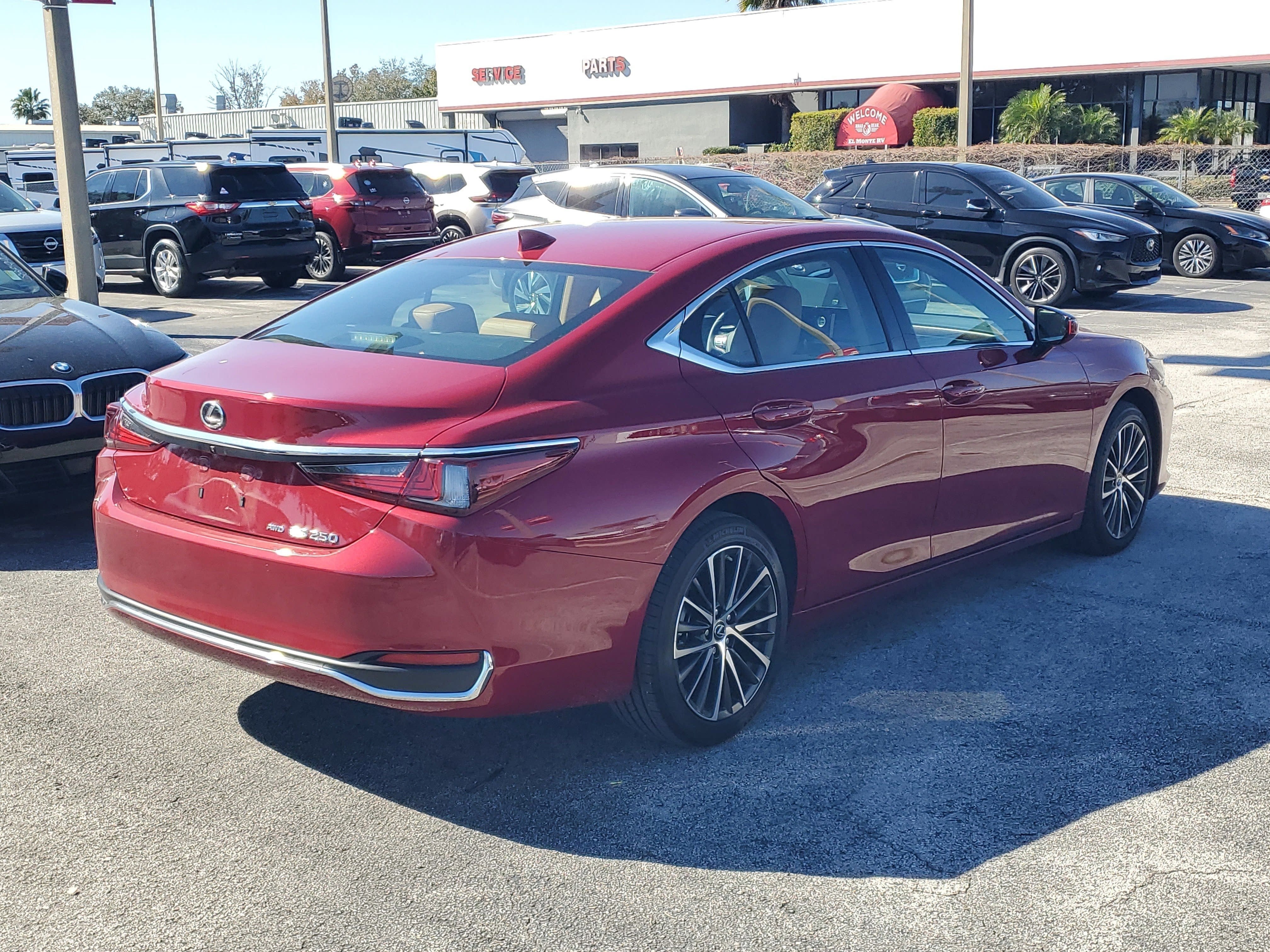 2024 Lexus ES ES 250