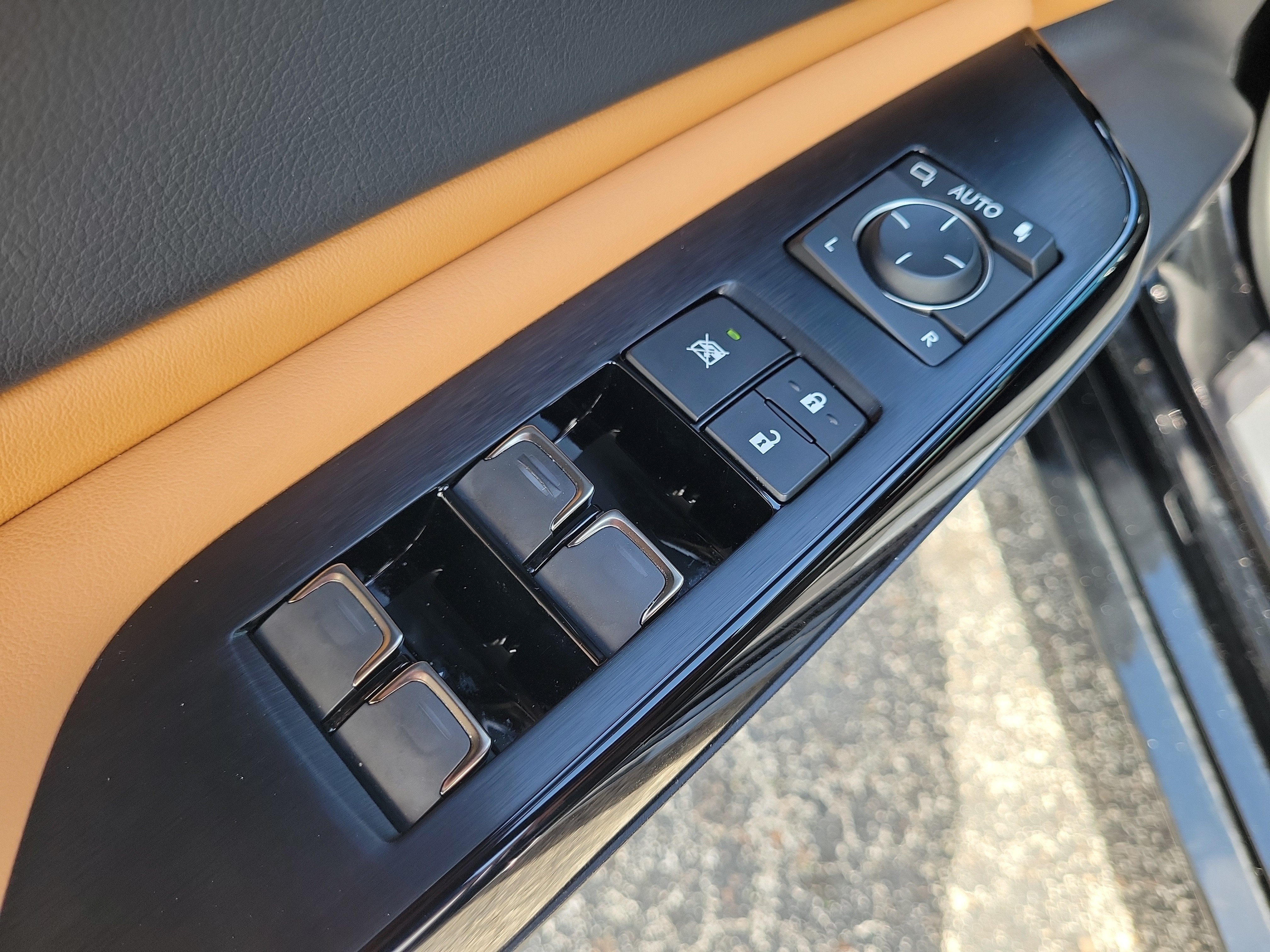 2024 Lexus ES ES 300h