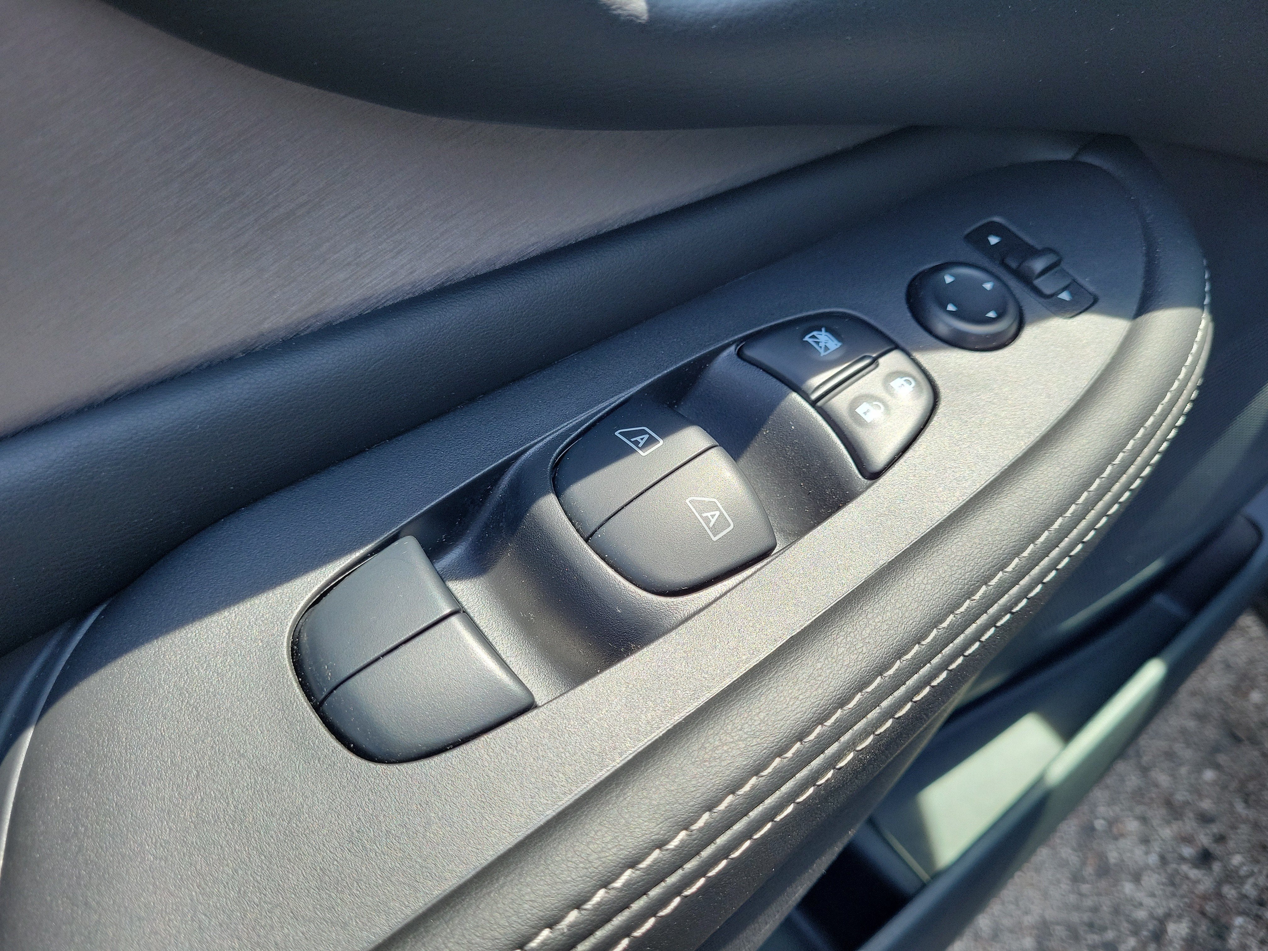 2022 Nissan Murano SV