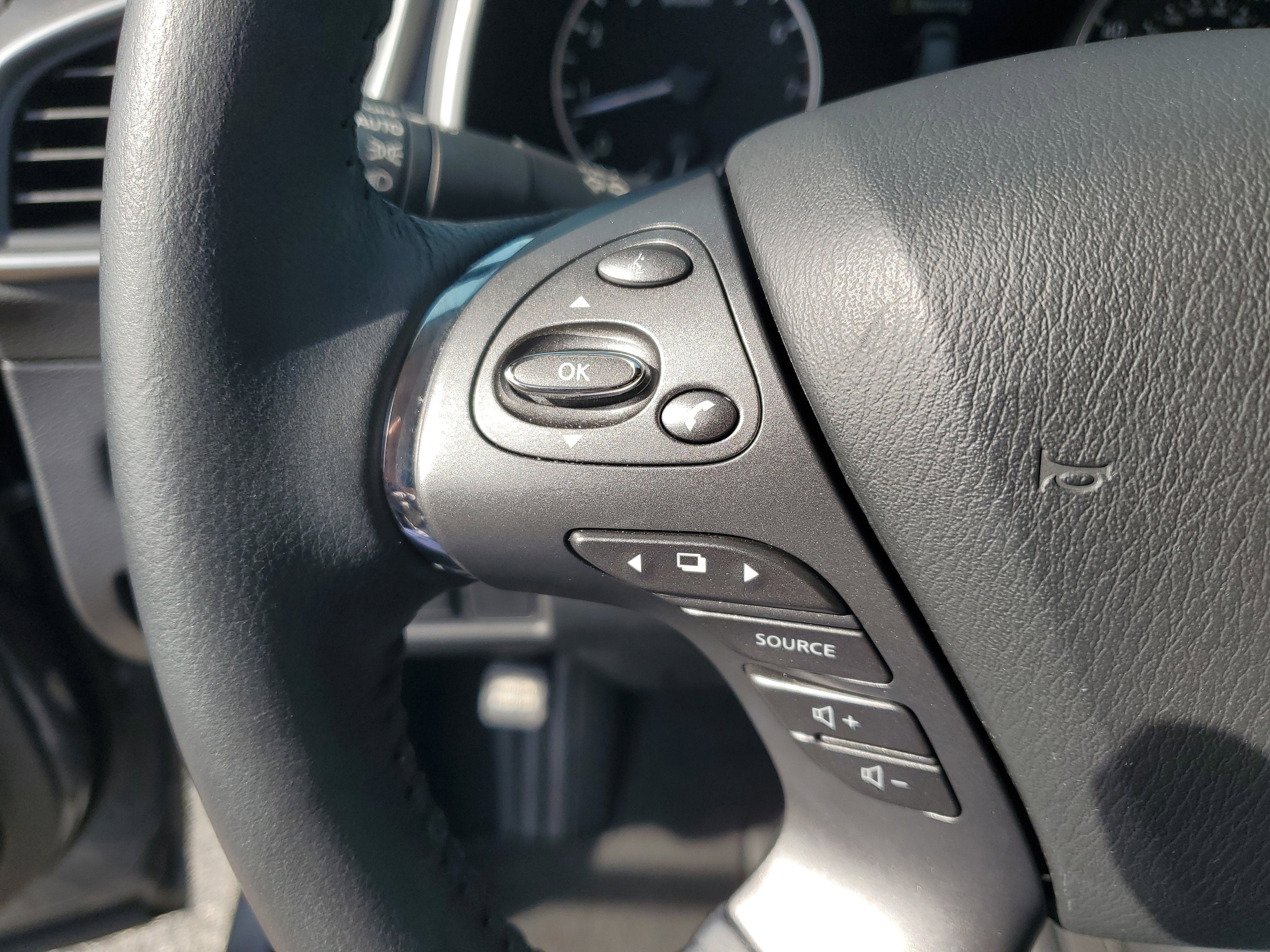 2022 Nissan Murano SV