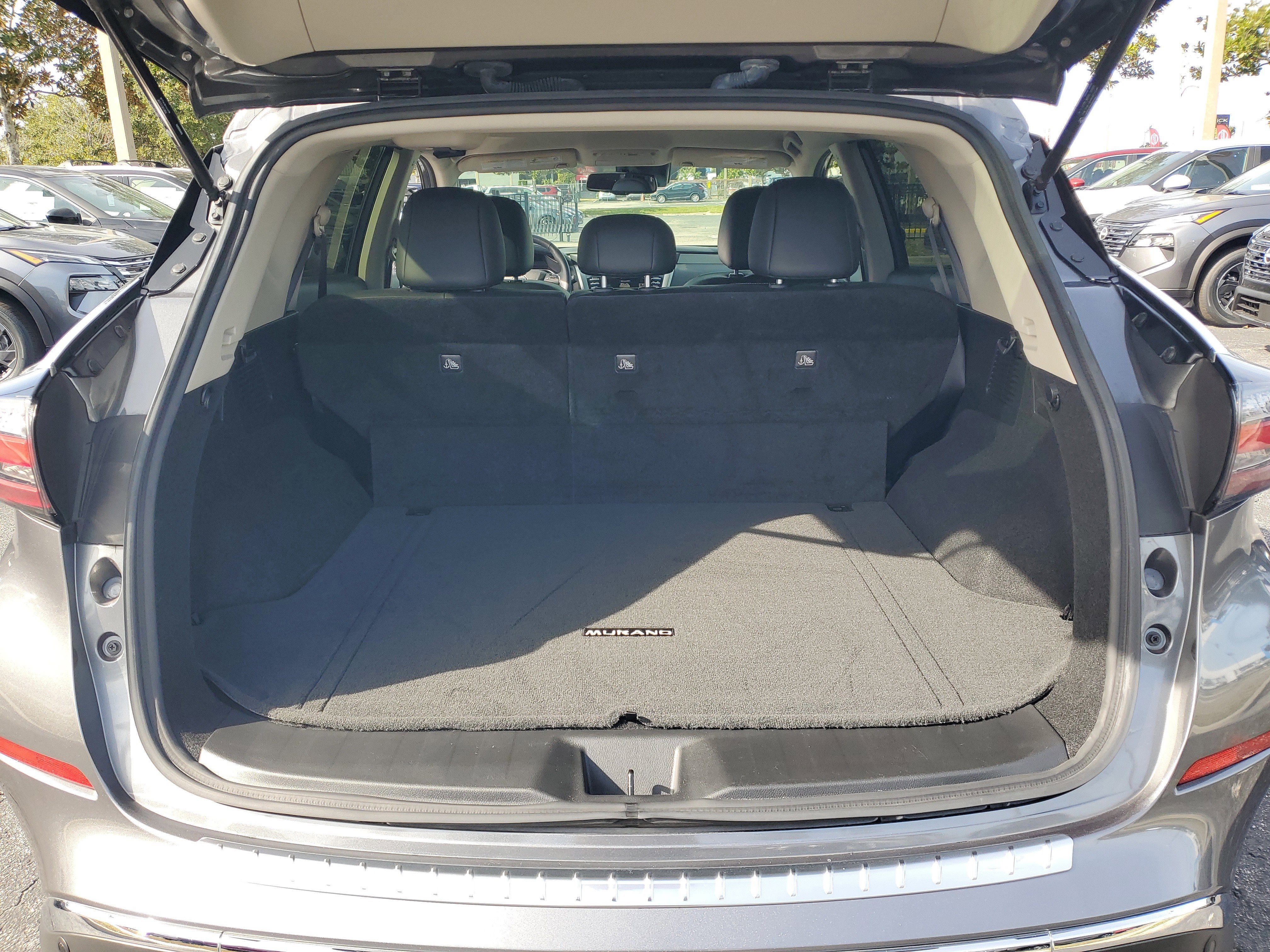 2022 Nissan Murano SV