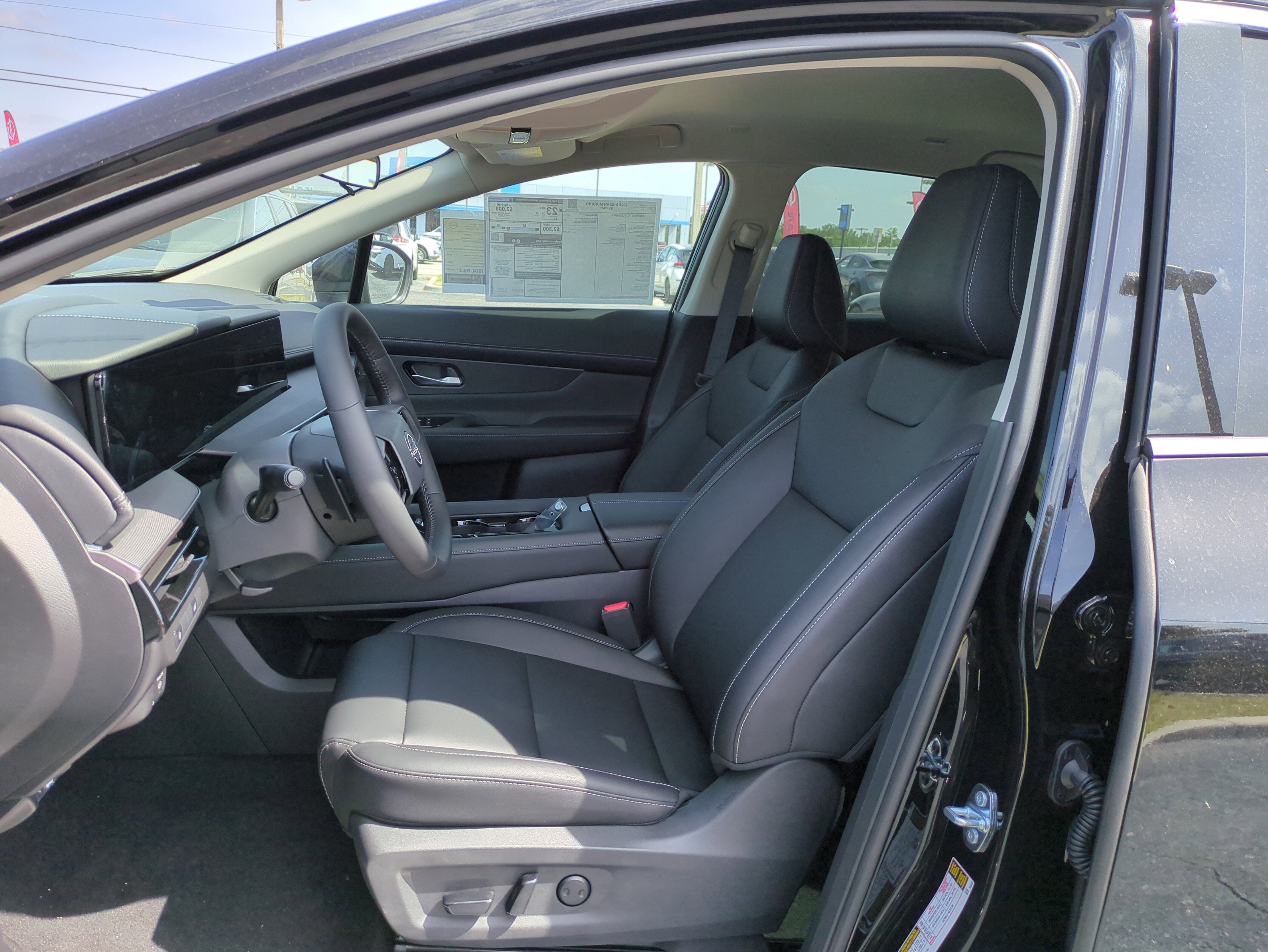 2025 Nissan Murano SV