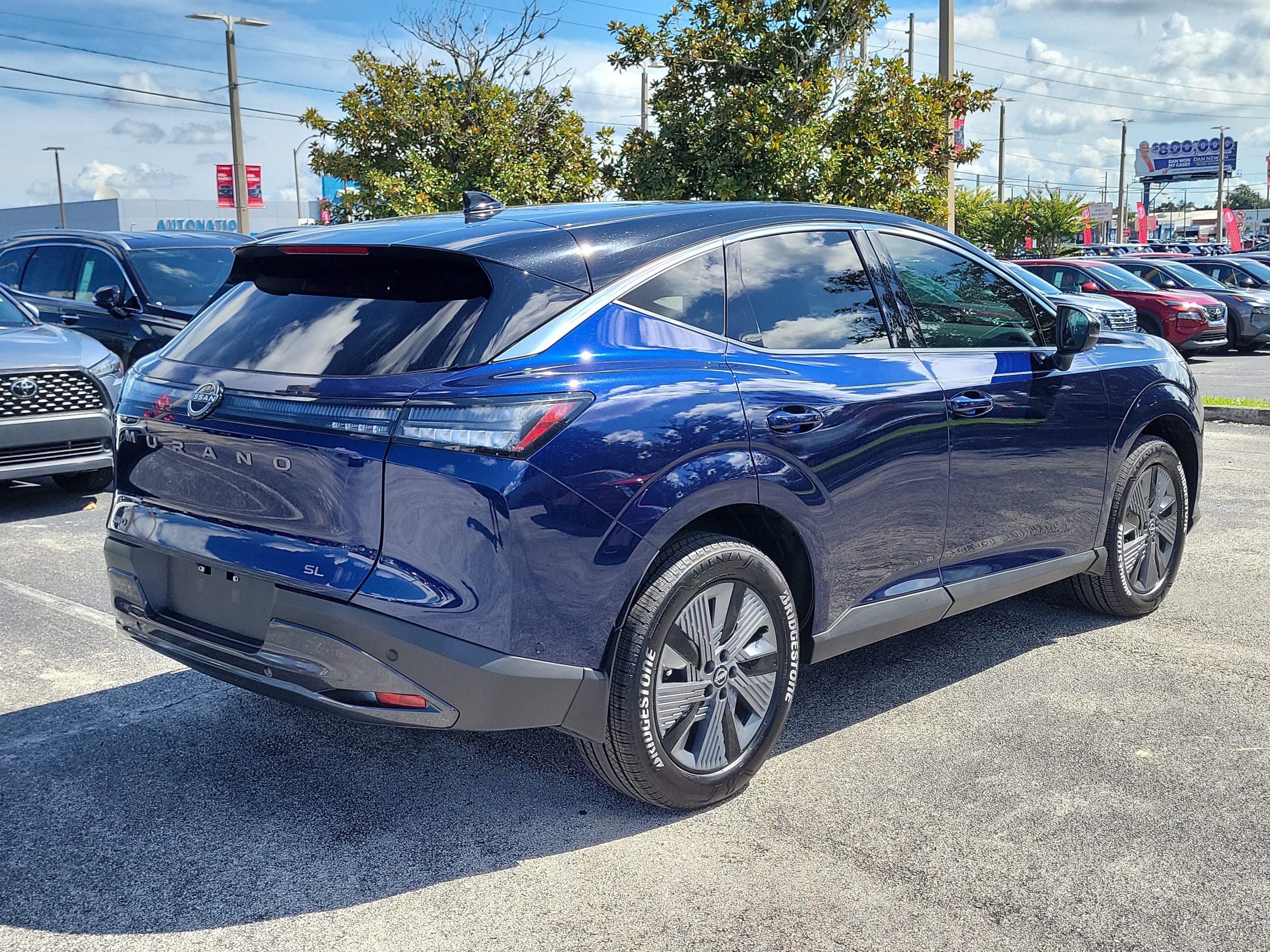 2025 Nissan Murano SL