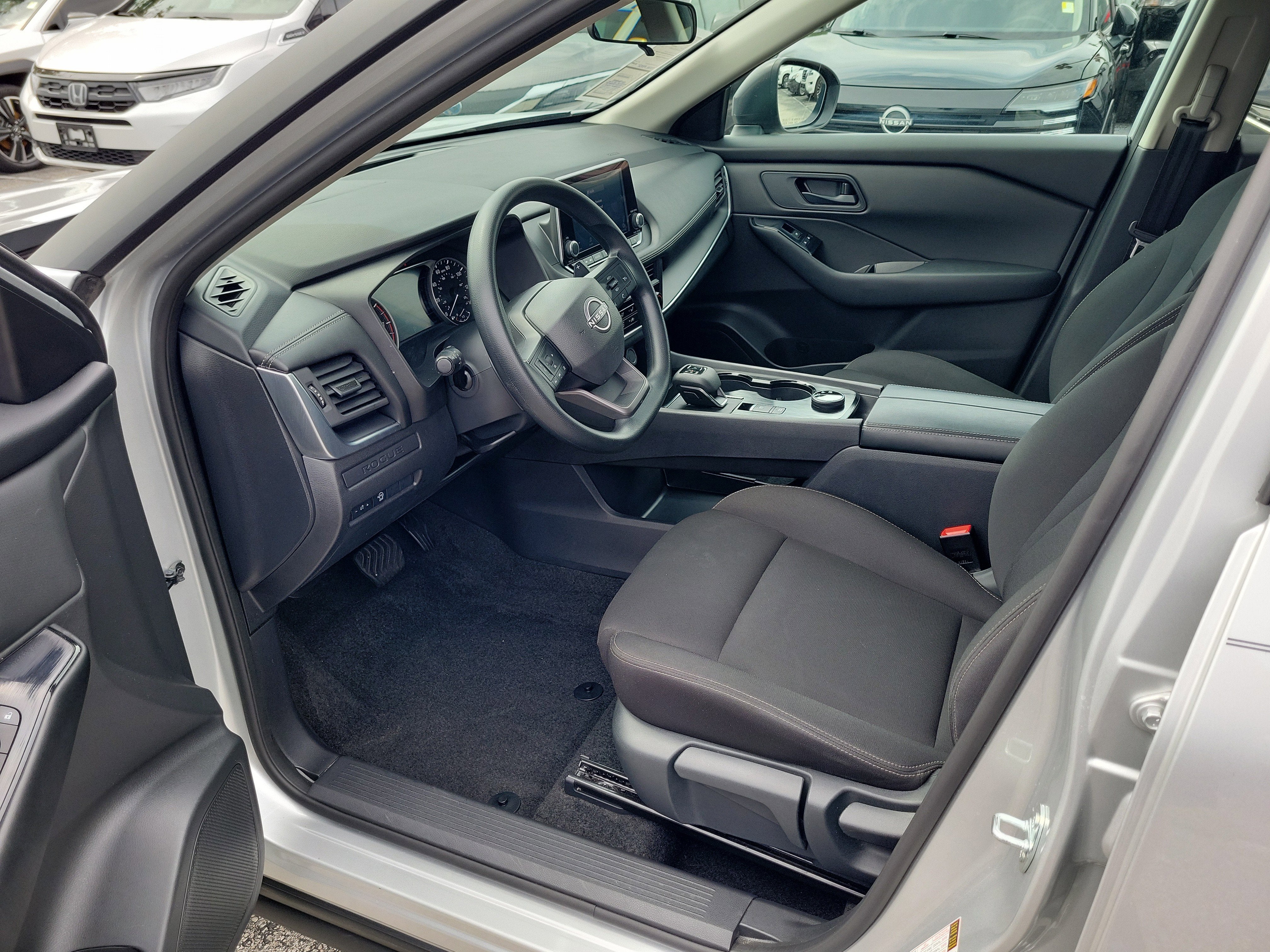 2025 Nissan Rogue S