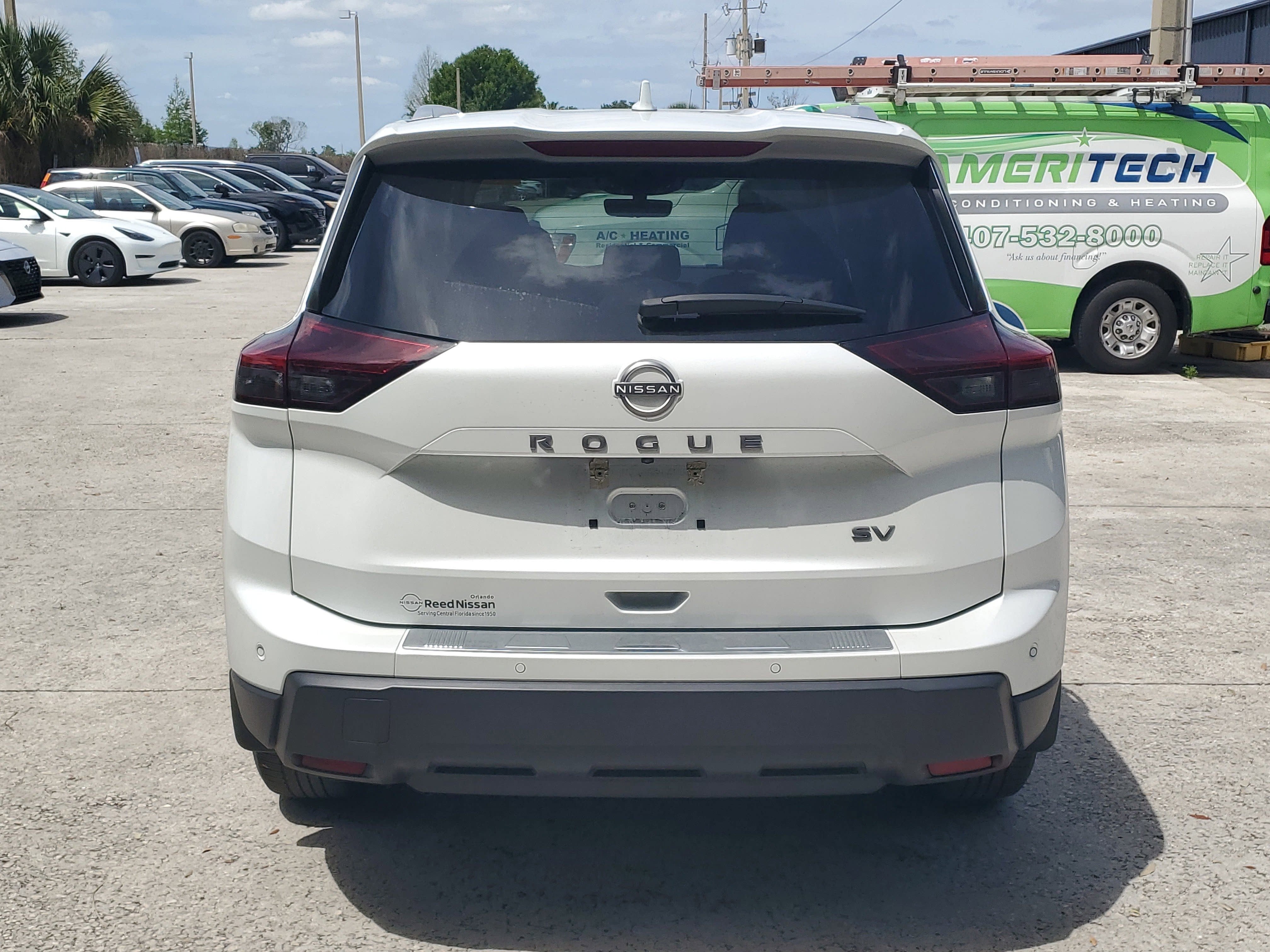 2024 Nissan Rogue SV