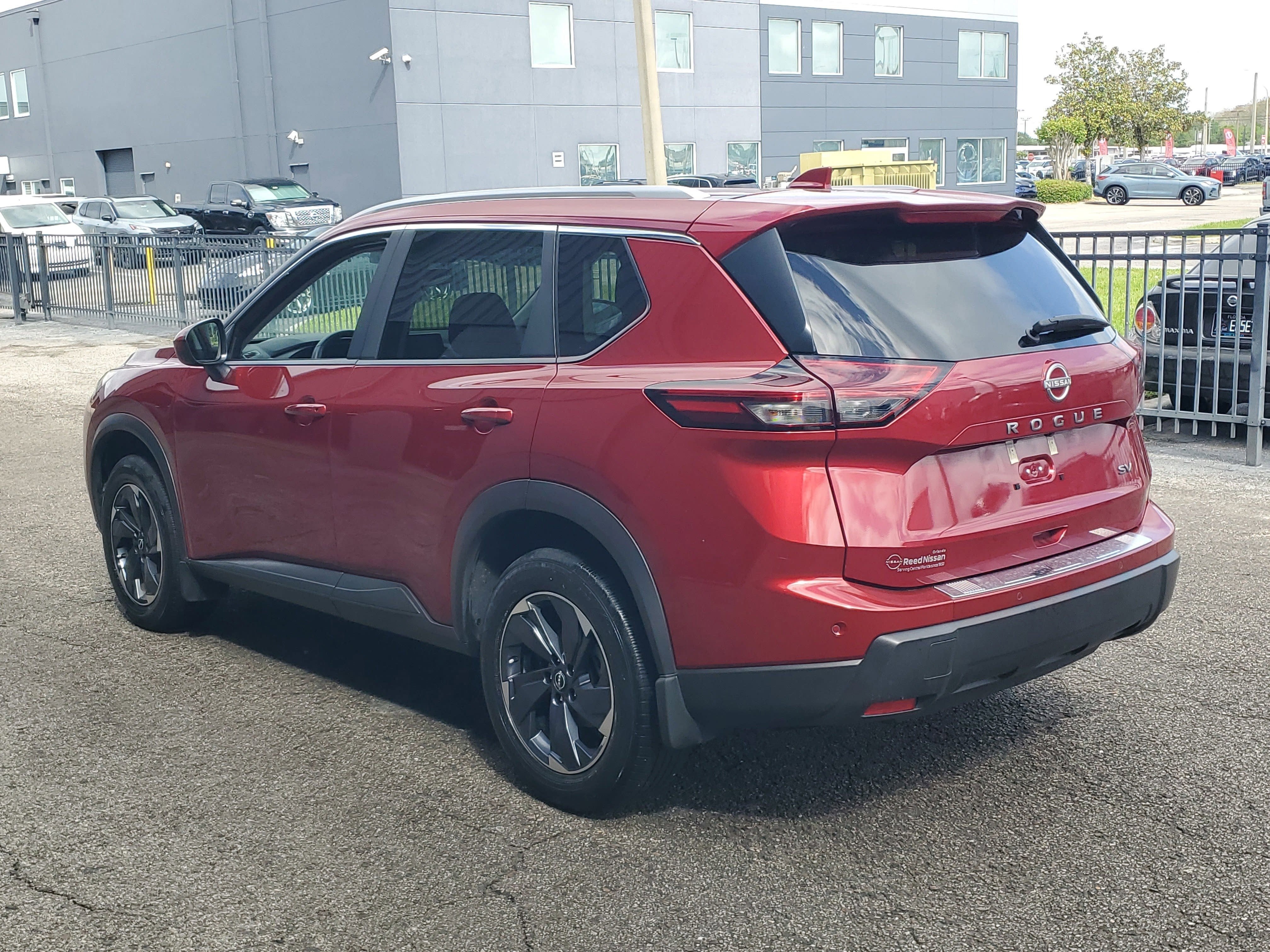 2024 Nissan Rogue SV