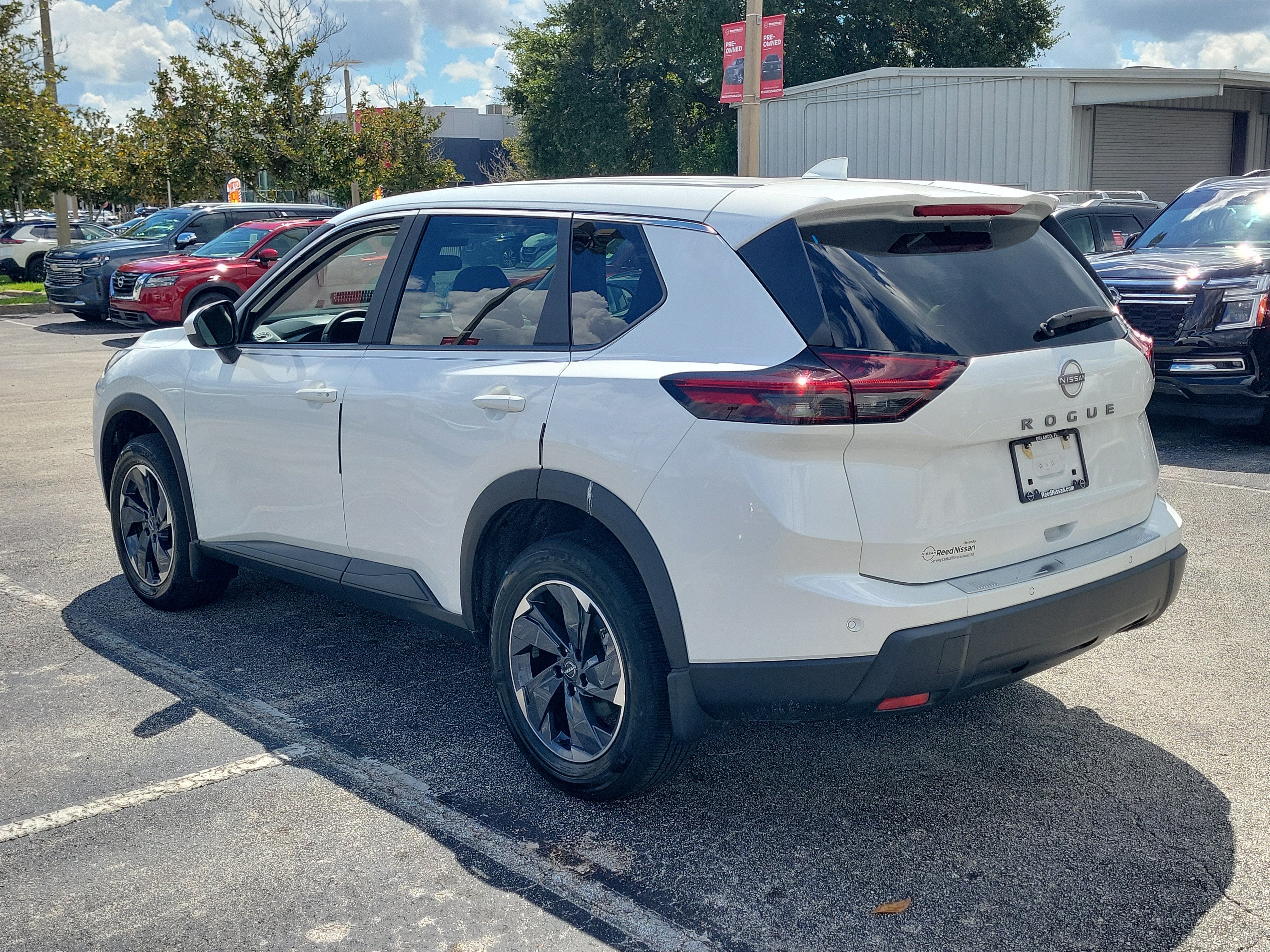 2025 Nissan Rogue SV