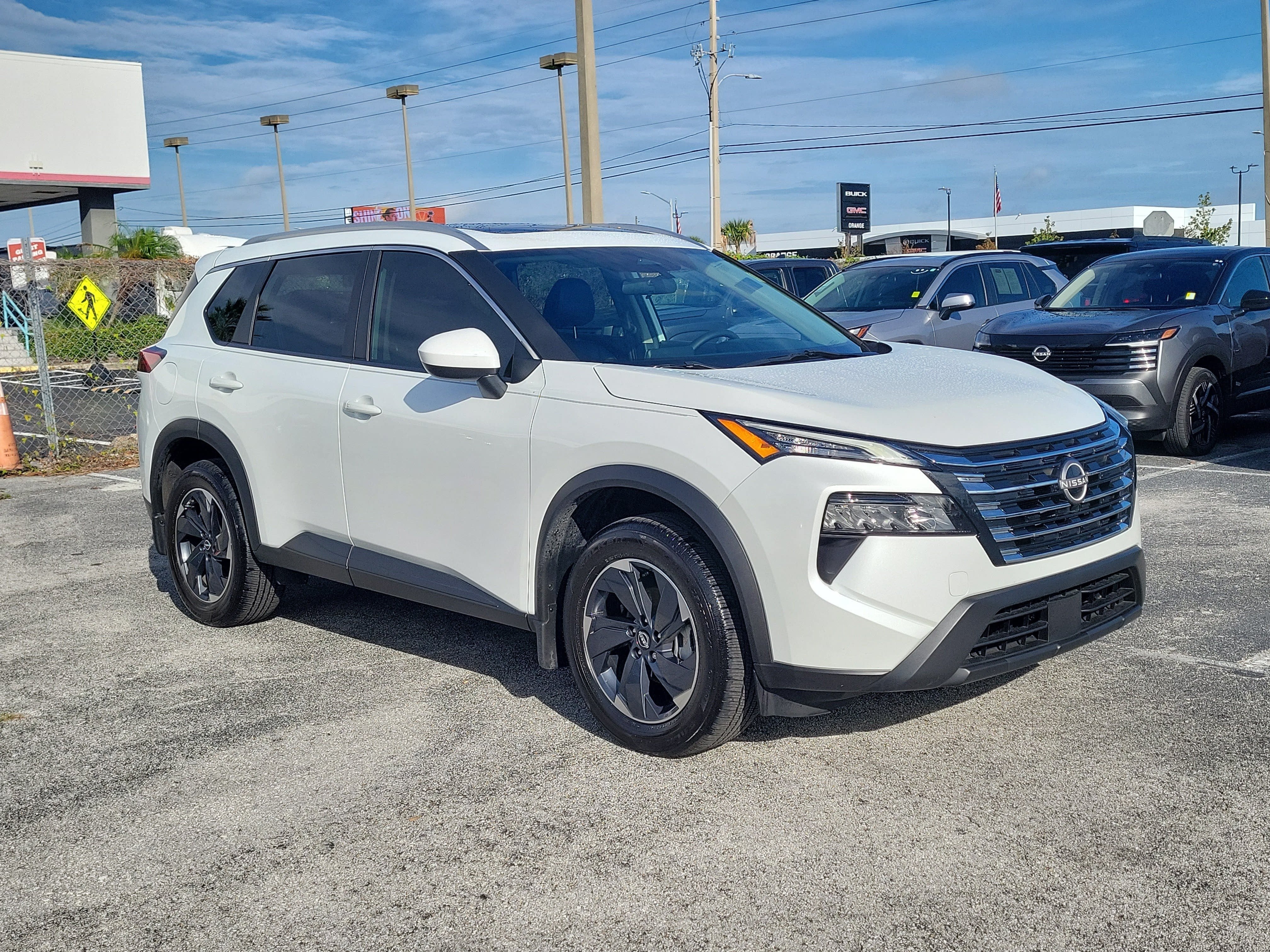 2024 Nissan Rogue SV