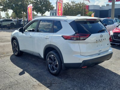 2024 Nissan Rogue SV