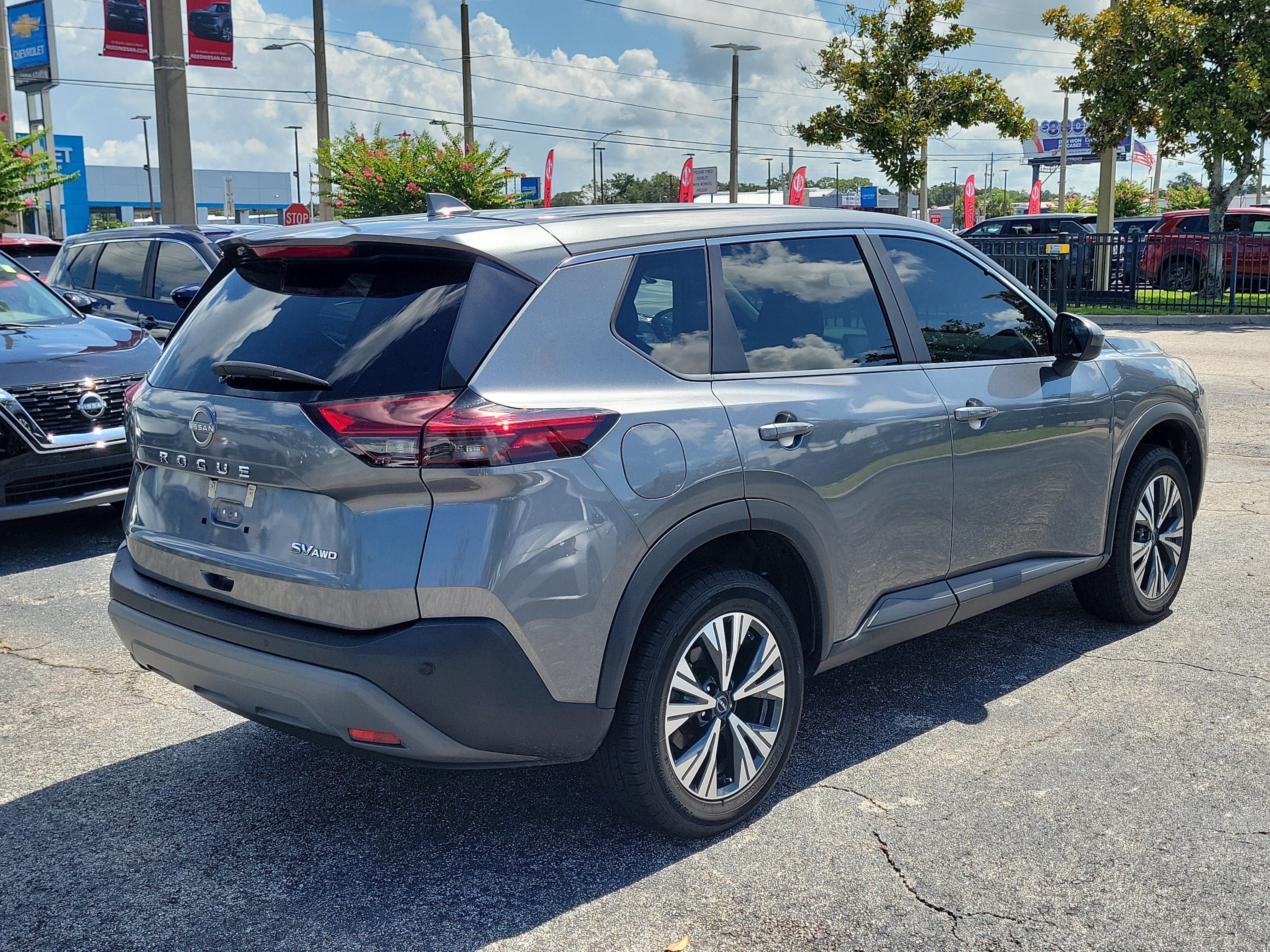 2023 Nissan Rogue SV