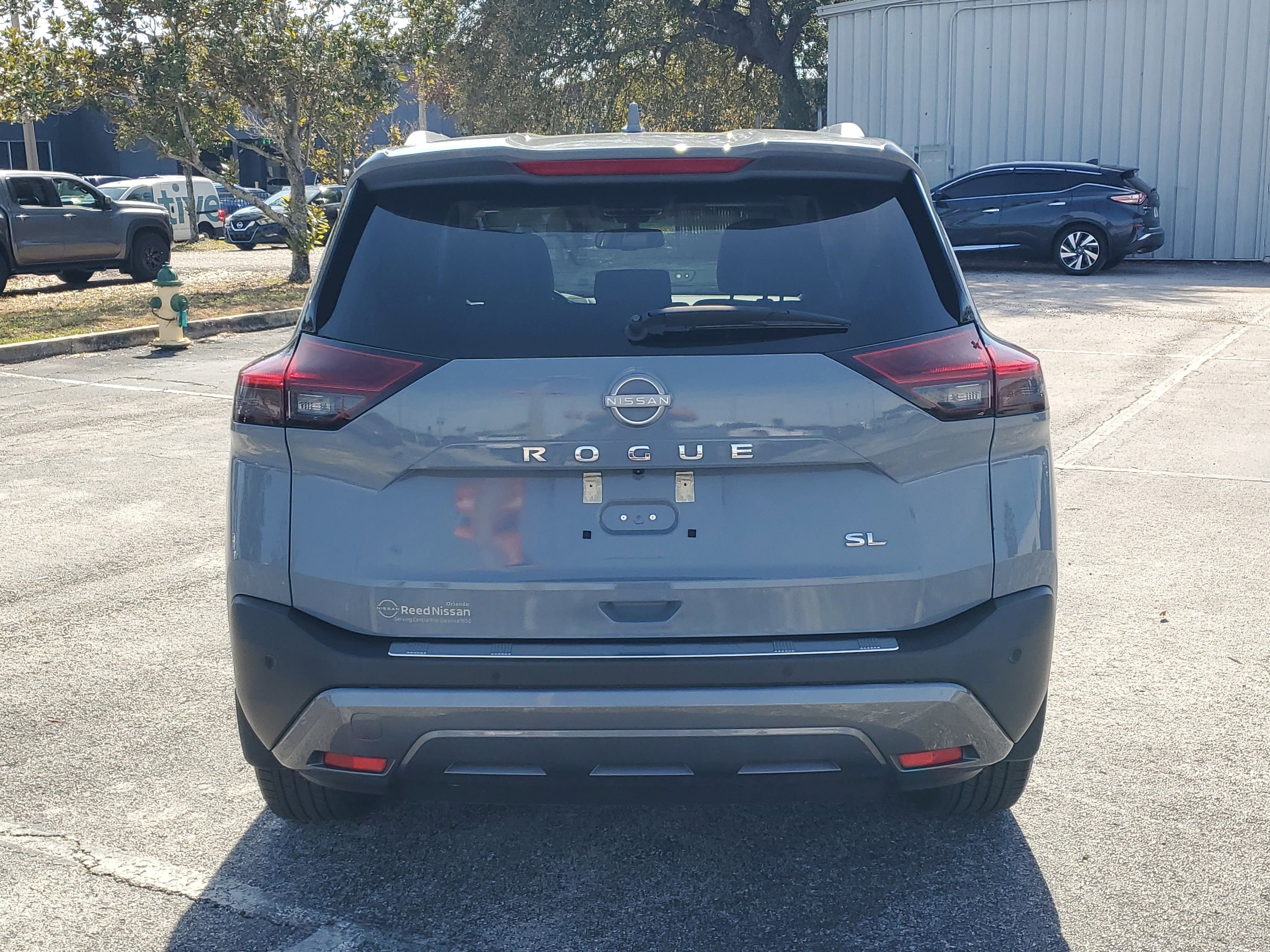 2023 Nissan Rogue SL