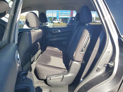 2020 Nissan Pathfinder S