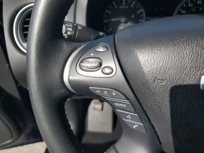 2019 Nissan Pathfinder SV