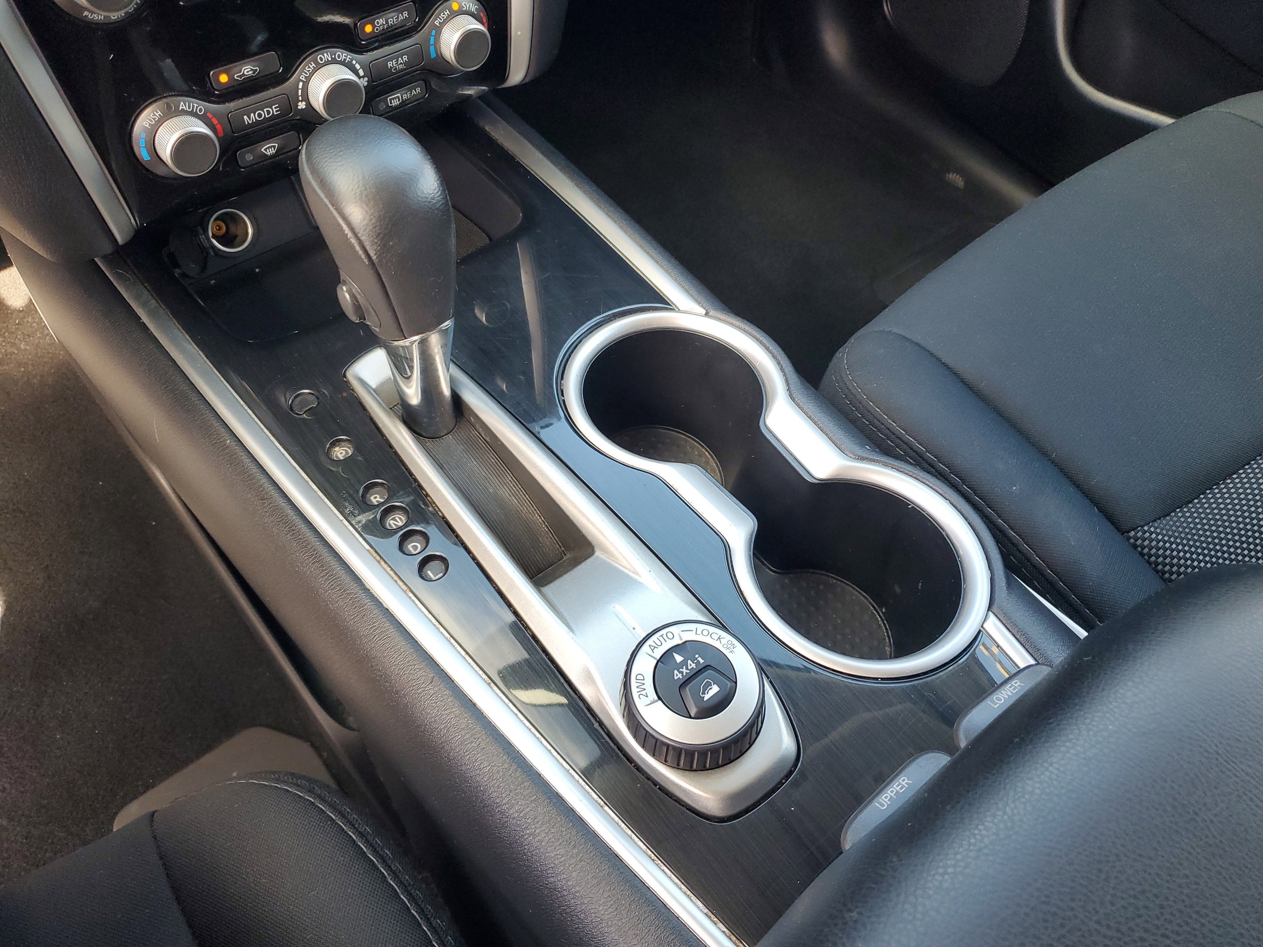 2019 Nissan Pathfinder SV